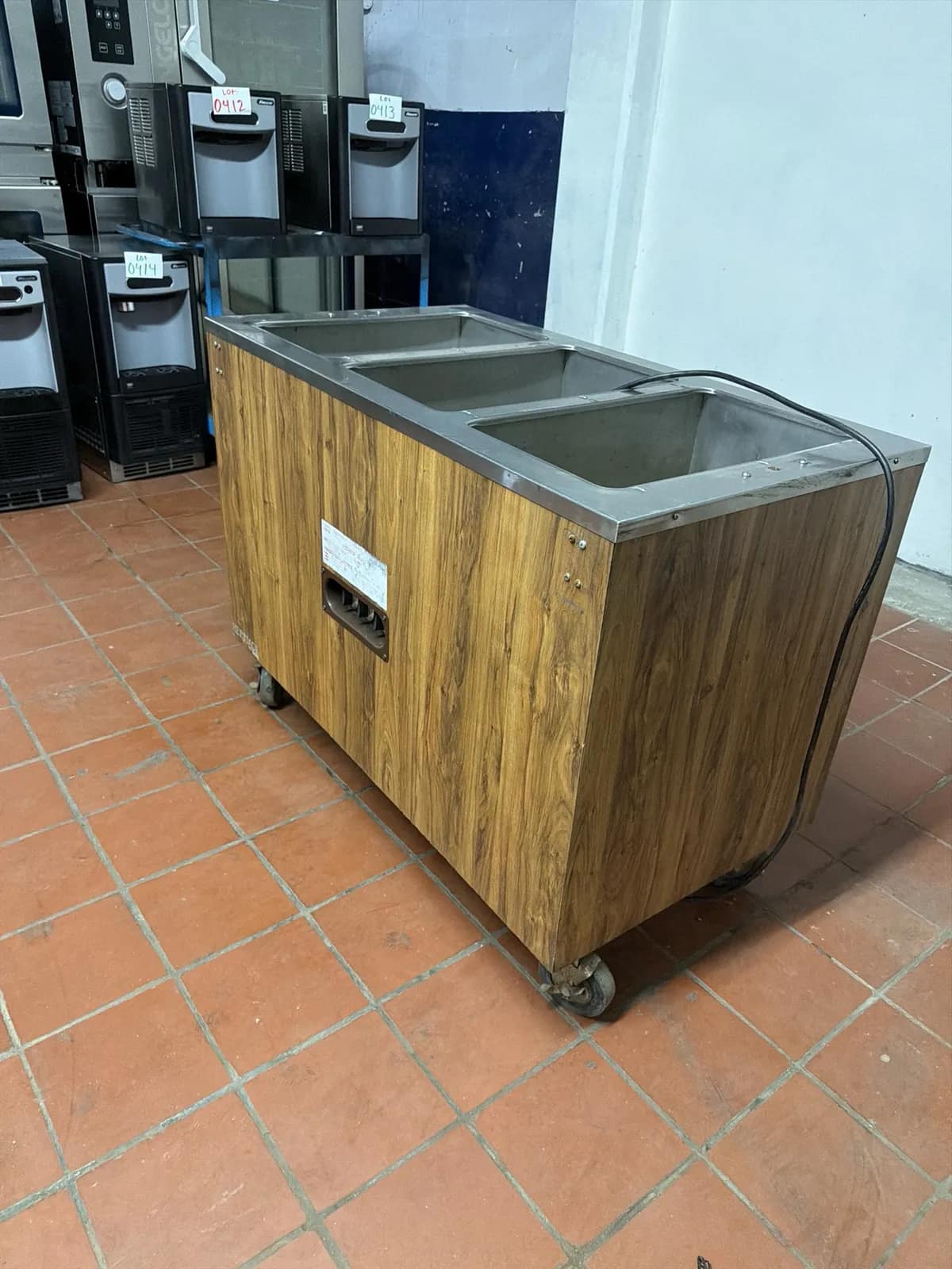 3 Wells Steam Table Electric 110 Volts, photo 4 of 7