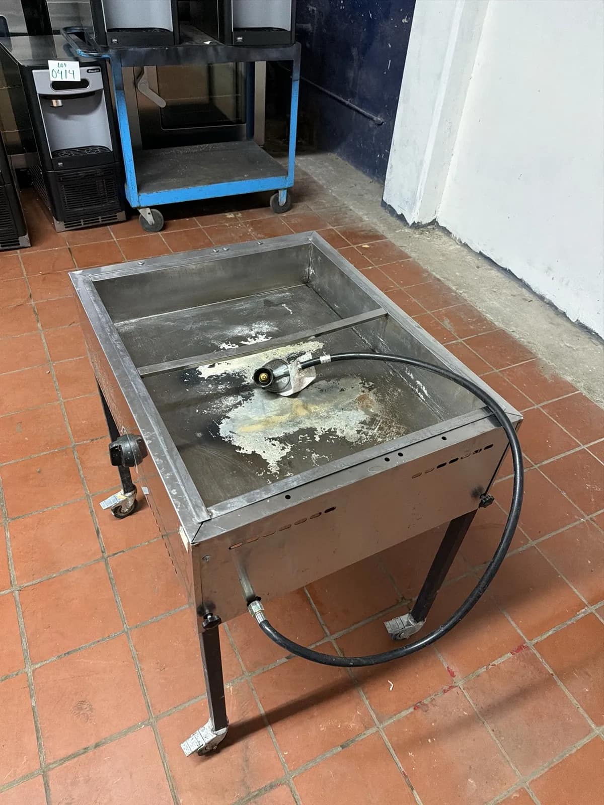 Propane Gas (LP) Steamer Fits Two Hotel Pans, photo 5 of 5