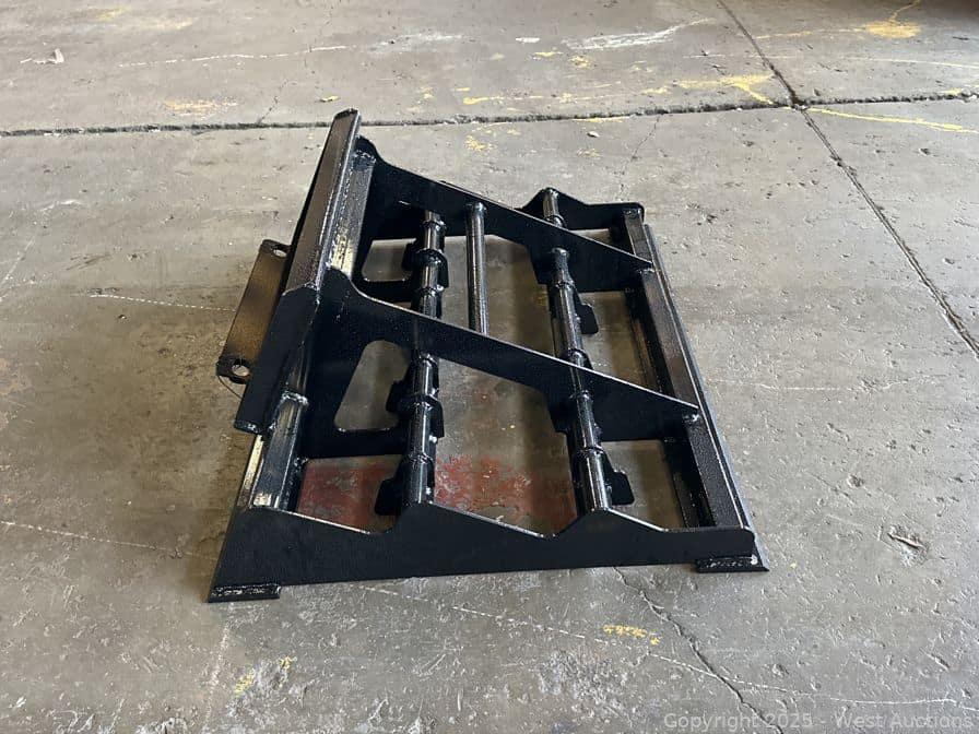 2026 IRanch Land Leveler Attachment for Mini Skid Steer (Unused), photo 4 of 8