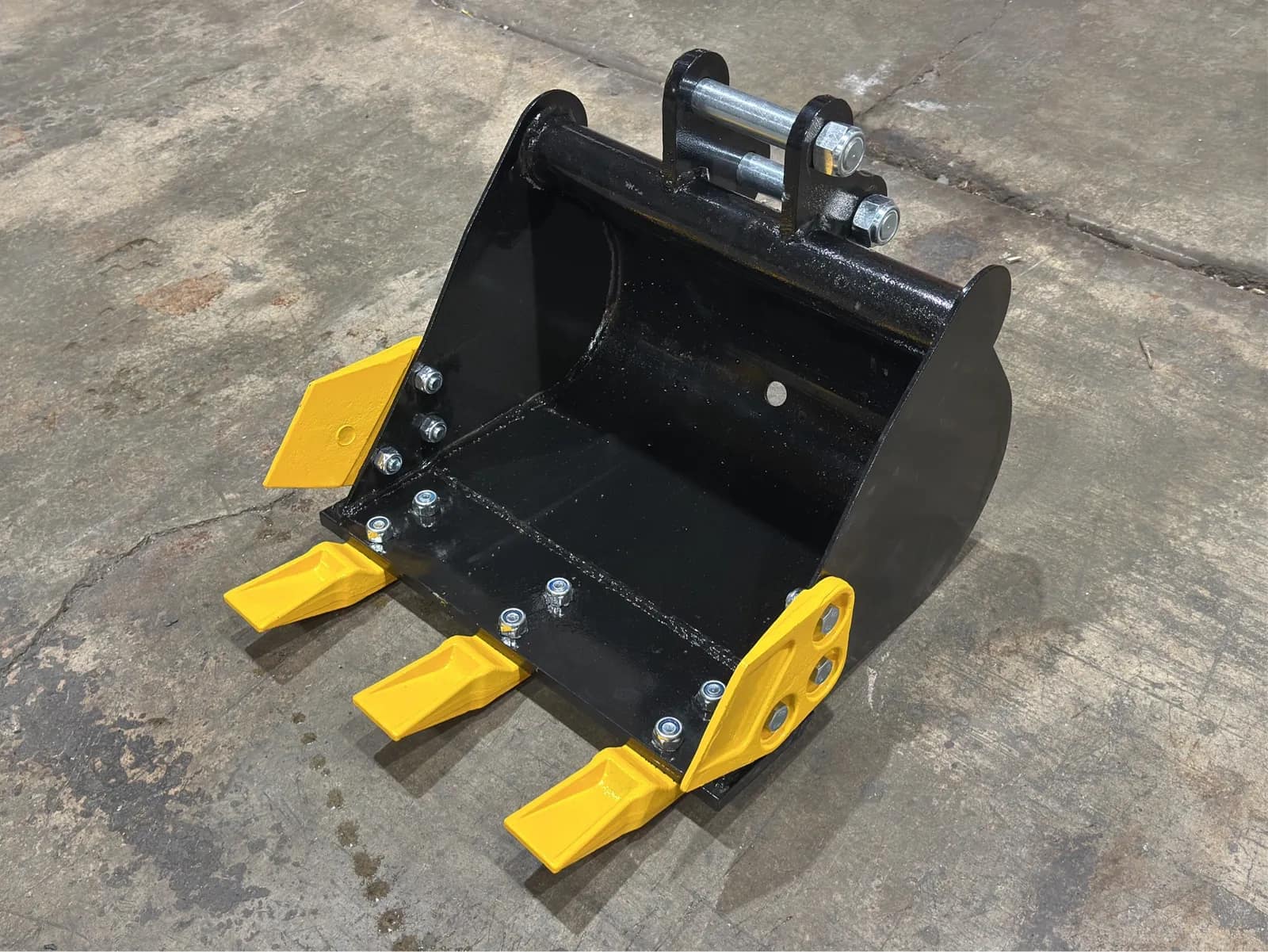 2026-iranch-40cm-toothed-bucket-for-mini-excavator-unused-murklwh1