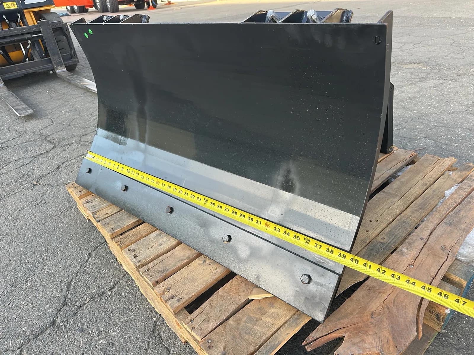 2026 39" Snow Blade for MIni Skid Steer (Unused), photo 8 of 8