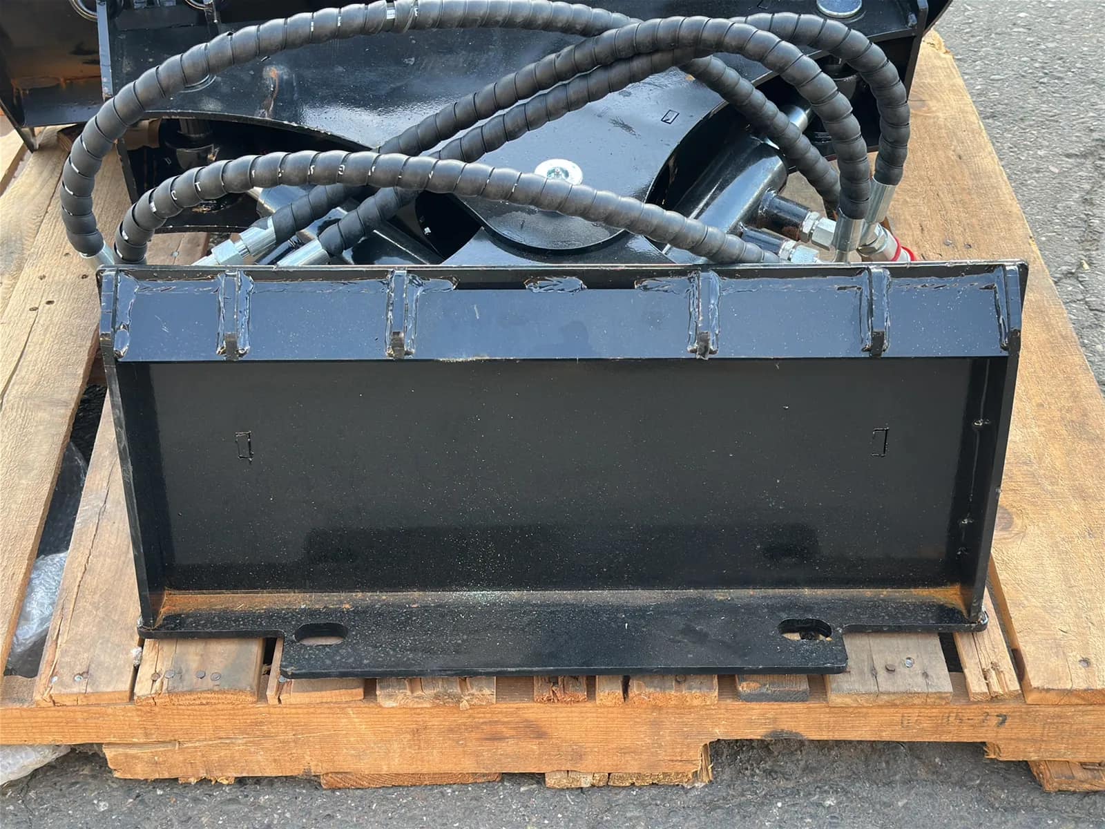 2026 39" Snow Blade for MIni Skid Steer (Unused), photo 6 of 8