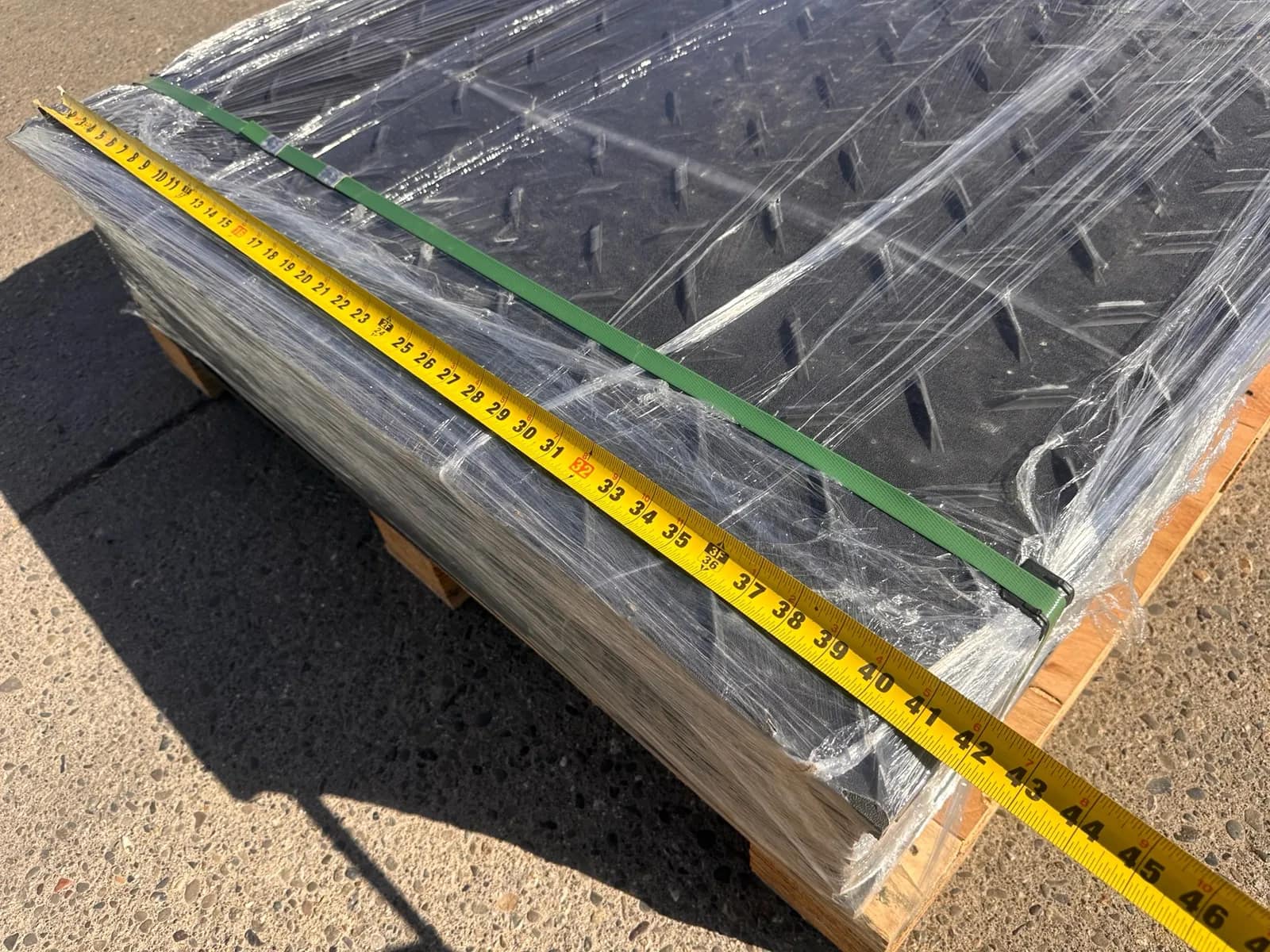 Quantity of (15) 2026 SDLFPM 80-Ton Capacity Ground Protection Mats - 41”x95", photo 4 of 9