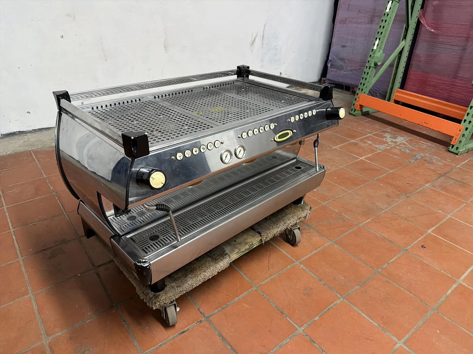 Commercial Espresso Machine With Dual Group Heads And Steam Wands (Parts Only) 208 Volts, photo 4 of 7