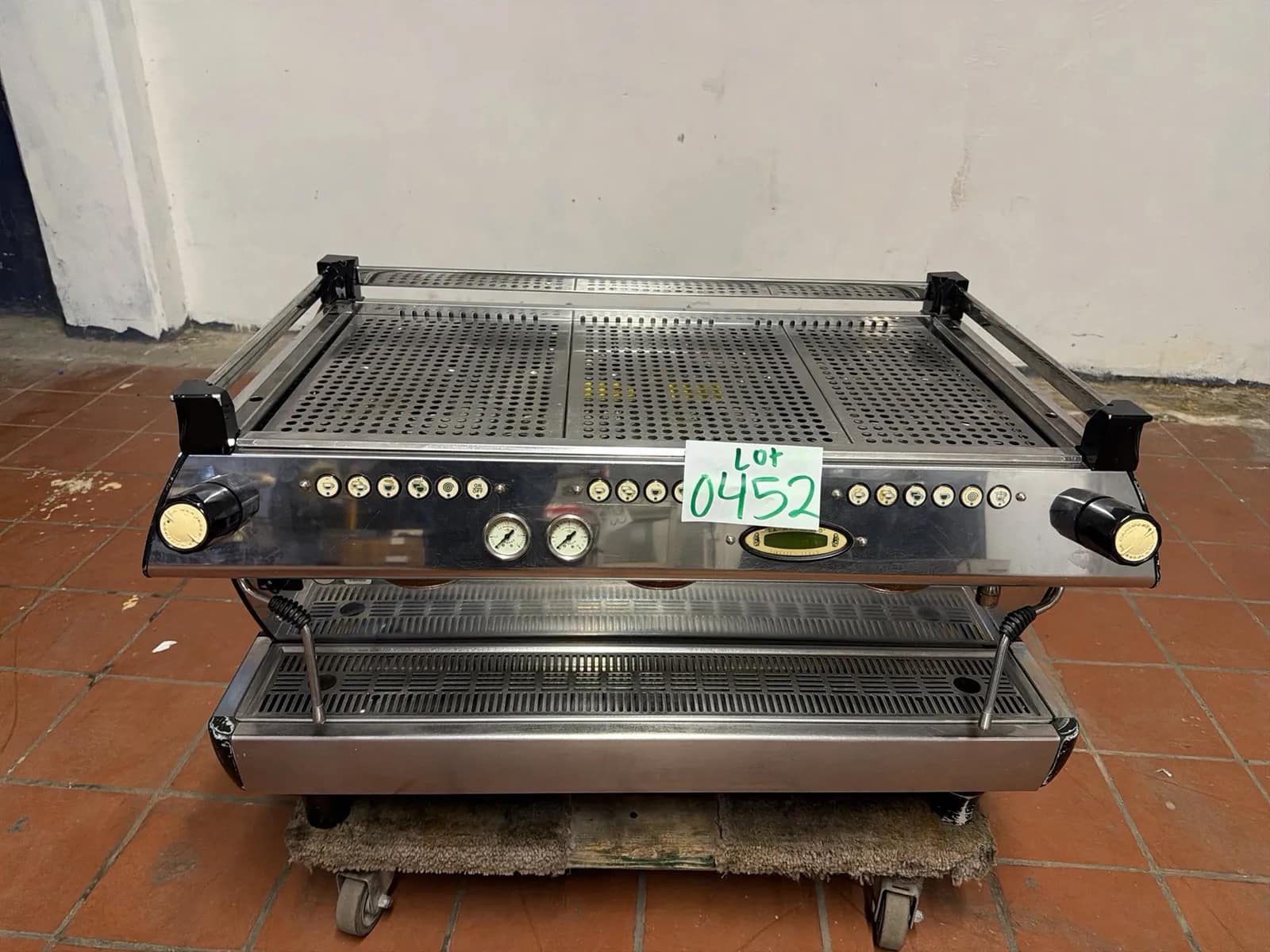 Commercial Espresso Machine With Dual Group Heads And Steam Wands (Parts Only) 208 Volts, photo 2 of 7