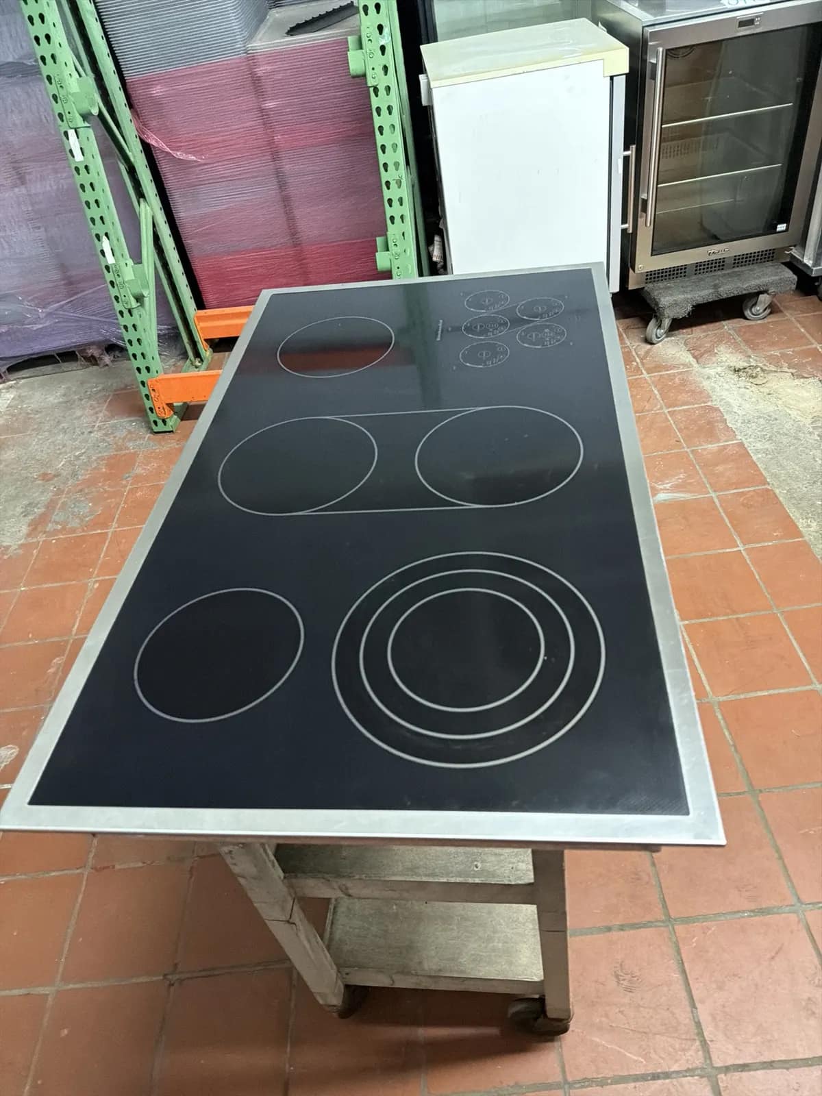 Electric Cooktop With Five Burners, Stainless Steel Trim 220 Volts, photo 4 of 7