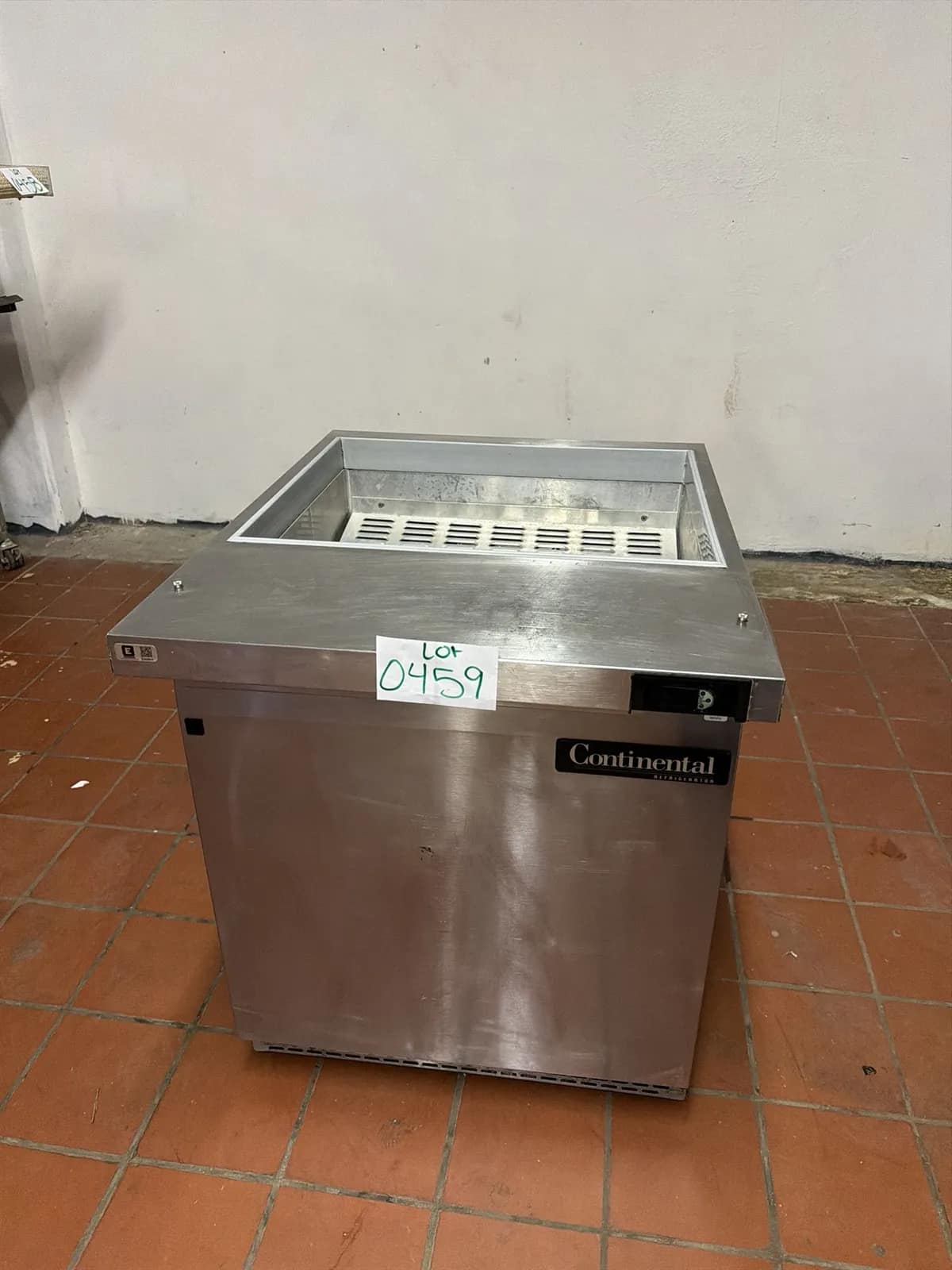 continental-stainless-steel-undercounter-prep-table-refrigerator-single-door-affd17