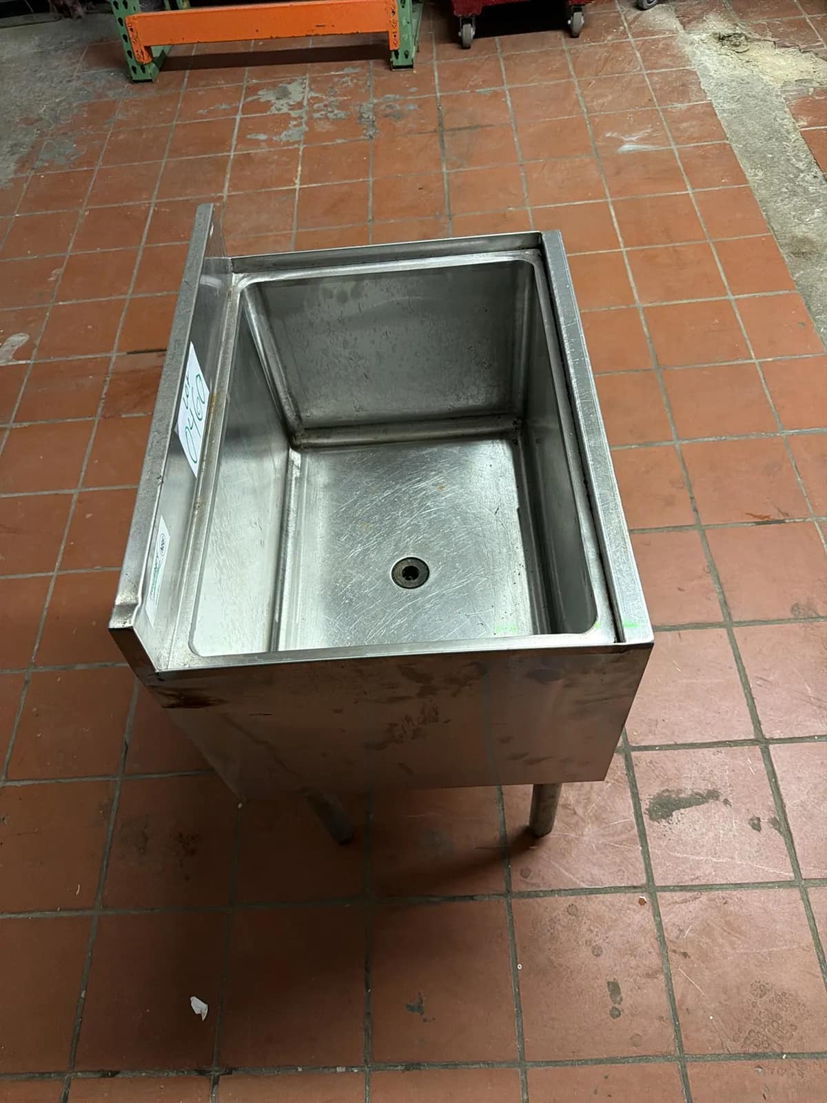 Stainless Steel Commercial Ice Well With Legs, photo 4 of 6
