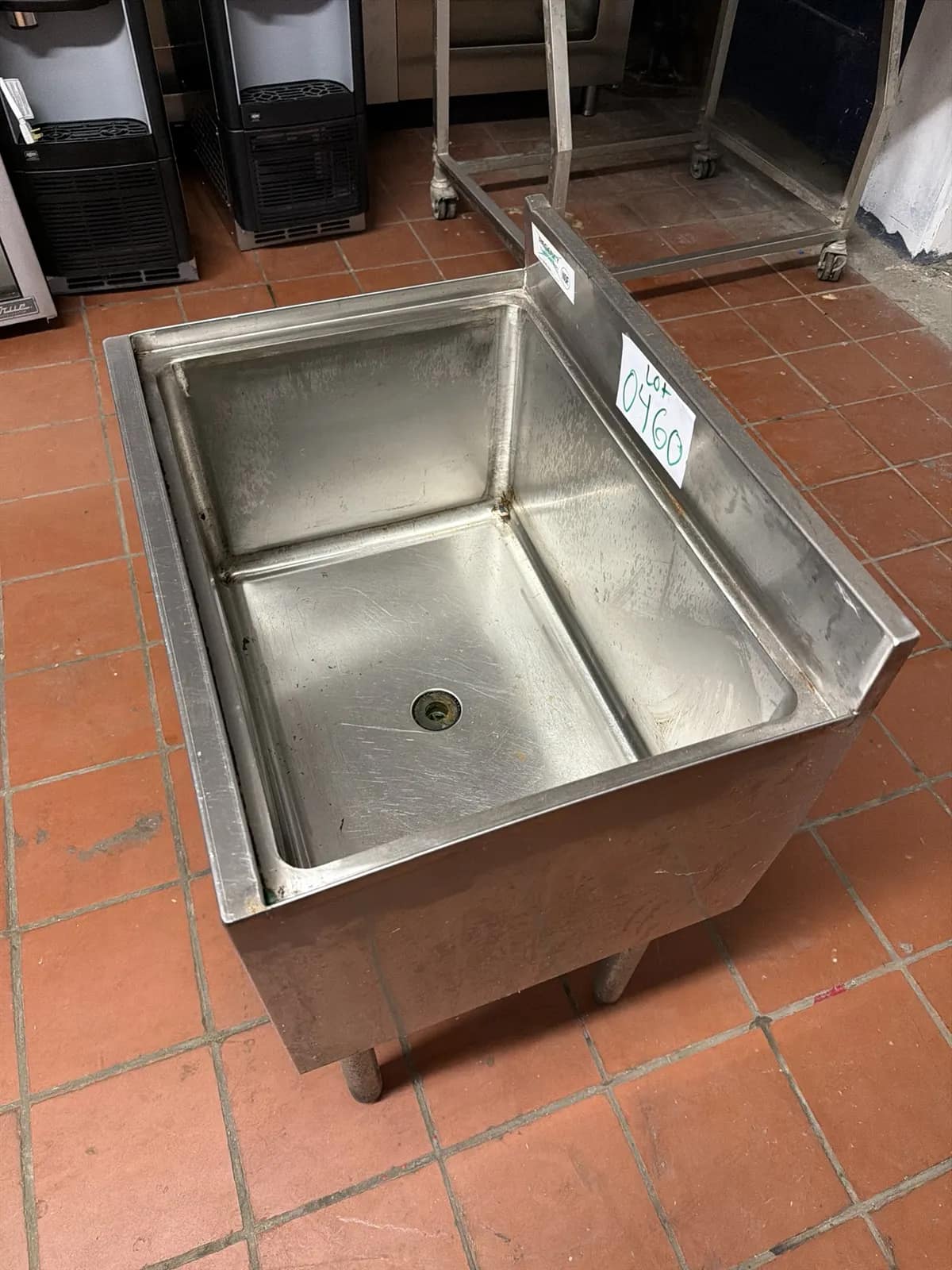 Stainless Steel Commercial Ice Well With Legs, photo 5 of 6