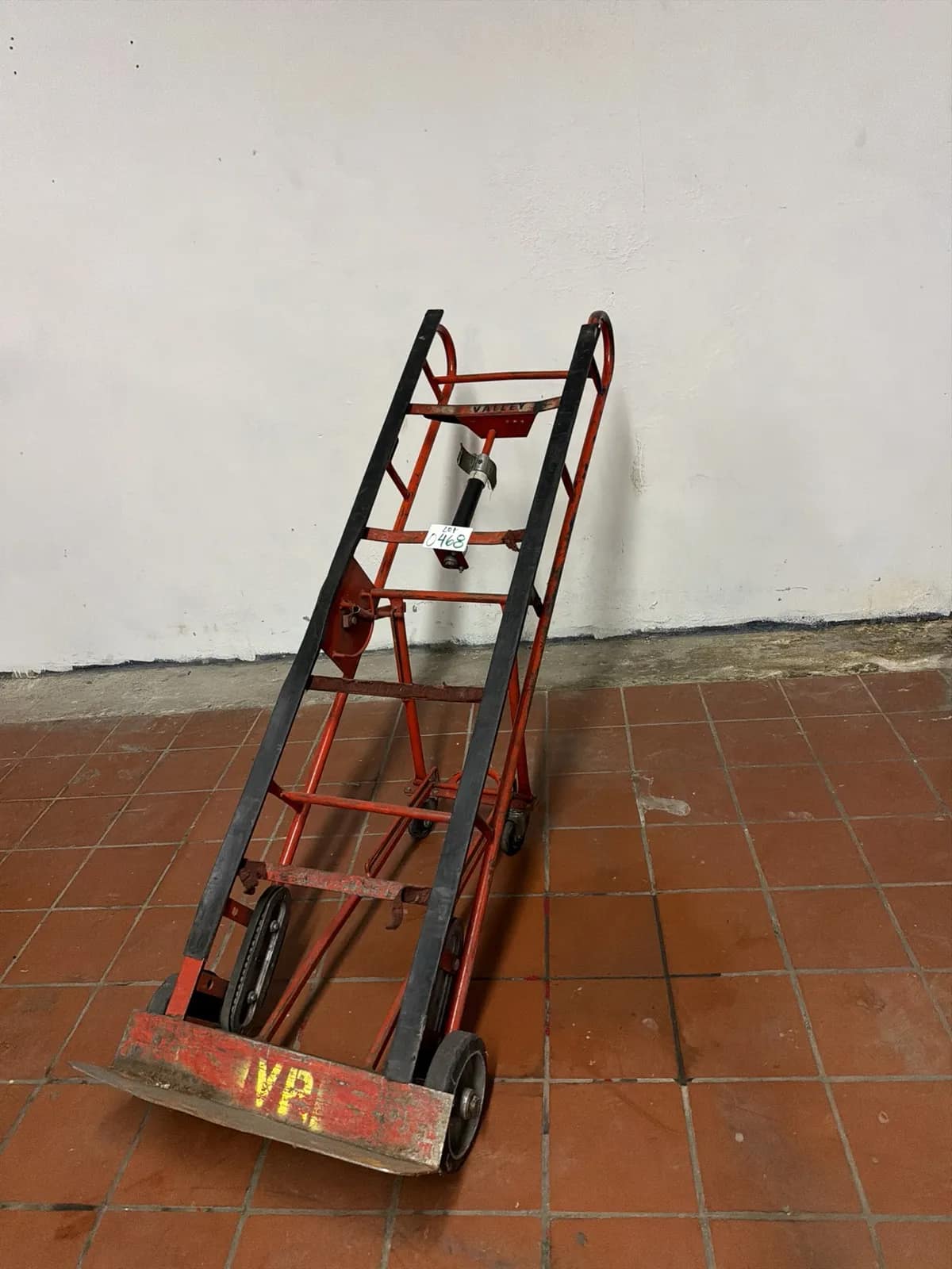 Heavy-Duty Red Steel Hand Truck Dolly, photo 3 of 6