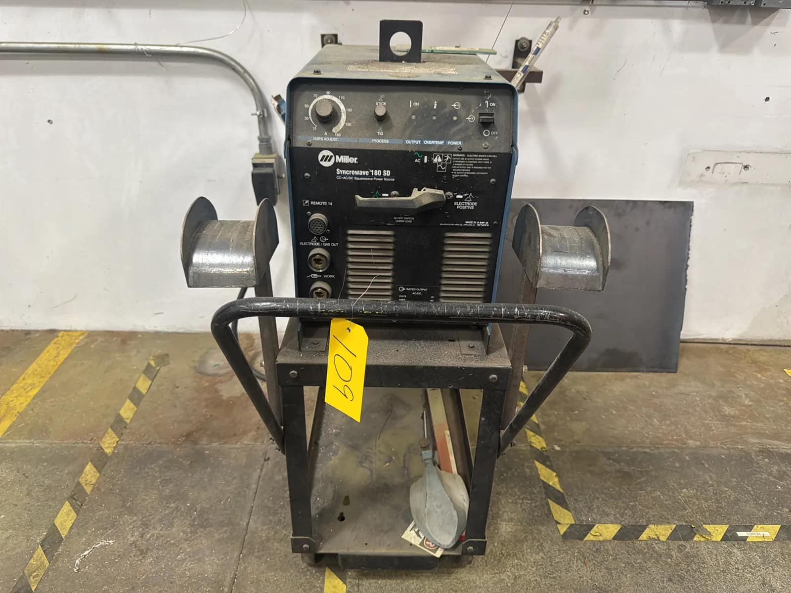 Miller Syncrowave 180SD Welder With Cart, photo 2 of 6