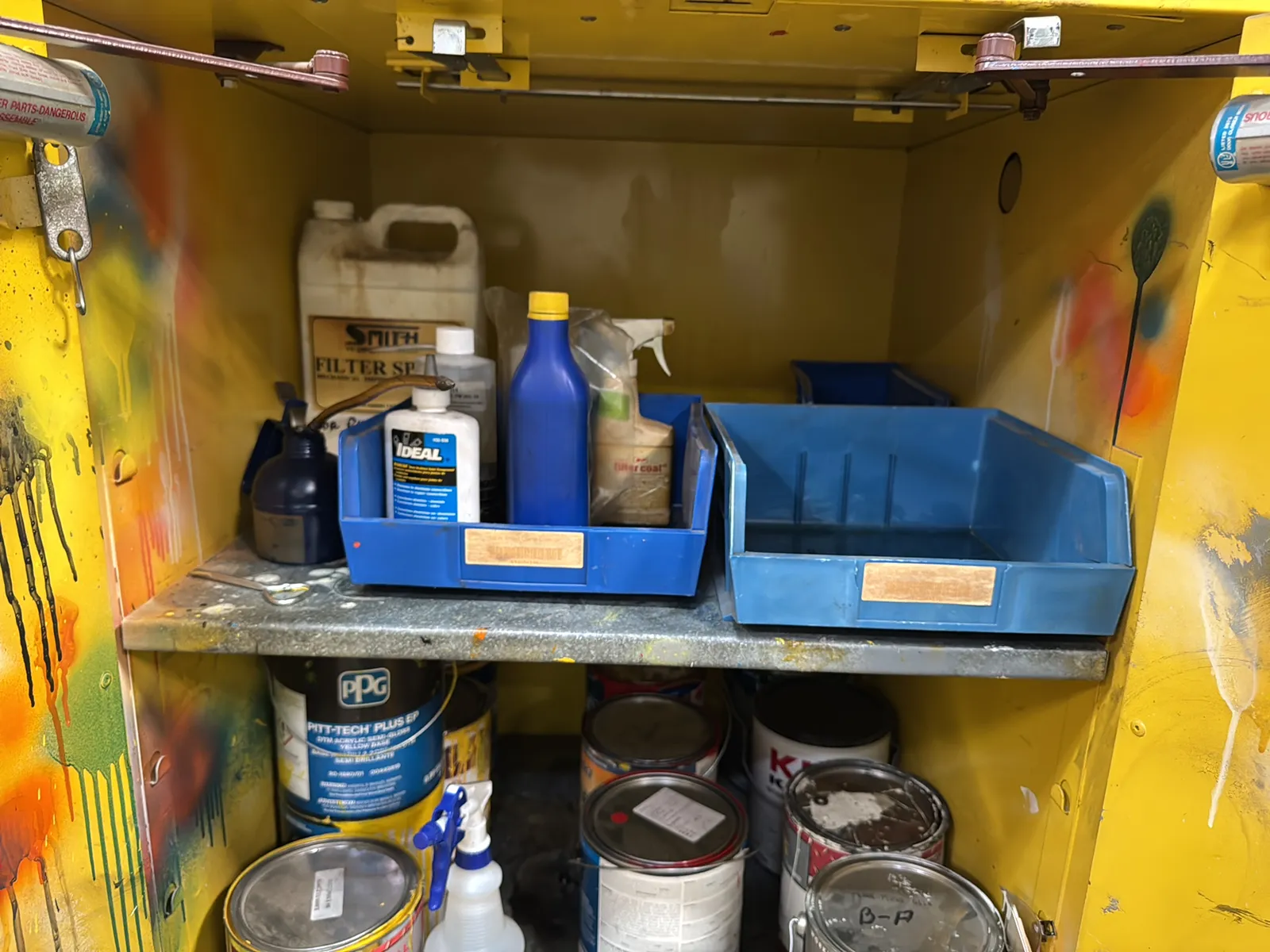 Flammable Storage Cabinet With Contents, photo 4 of 6