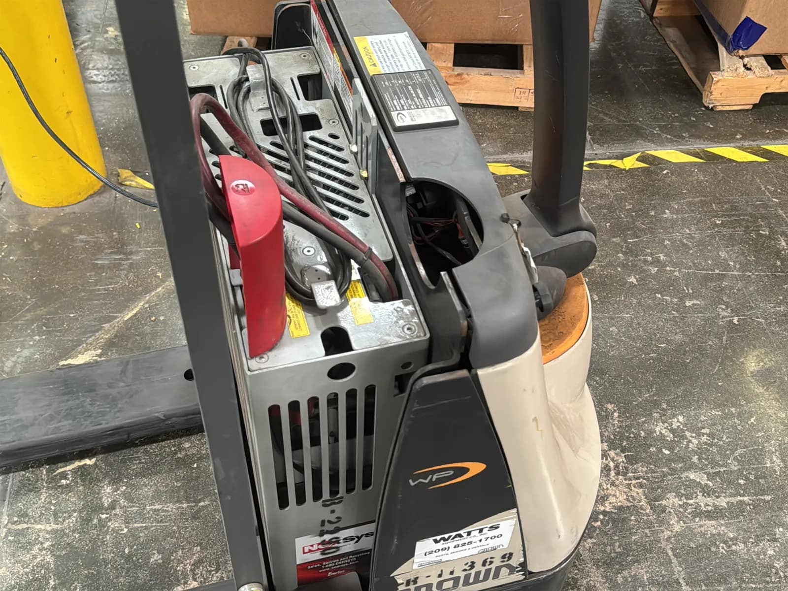 Crown WP 4500lb Capacity Electric Pallet Jack, photo 7 of 12