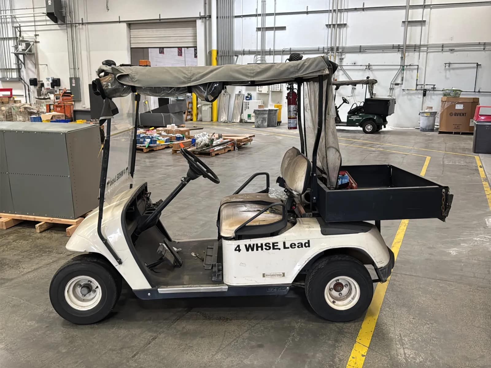 EZ-GO Electric Golf Cart (Not Running), photo 2 of 21
