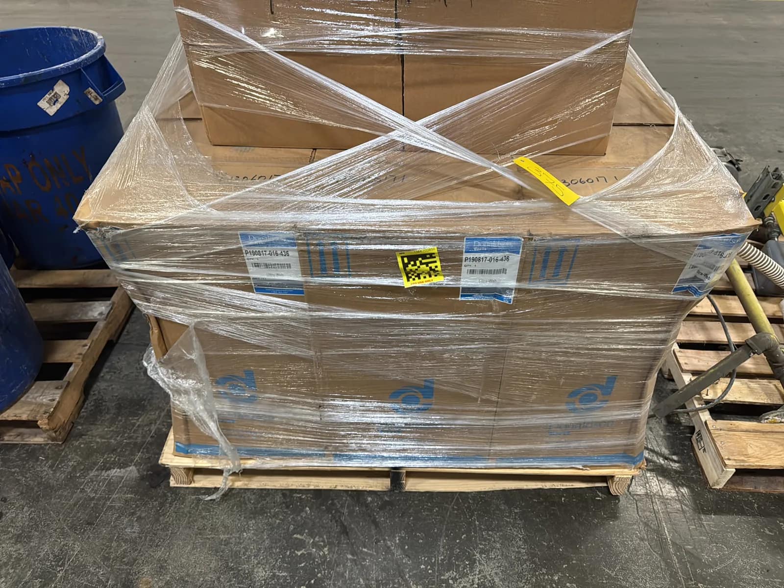 Contents Of Pallet: Donaldson Torit Ultra-Web Filters, photo 5 of 6