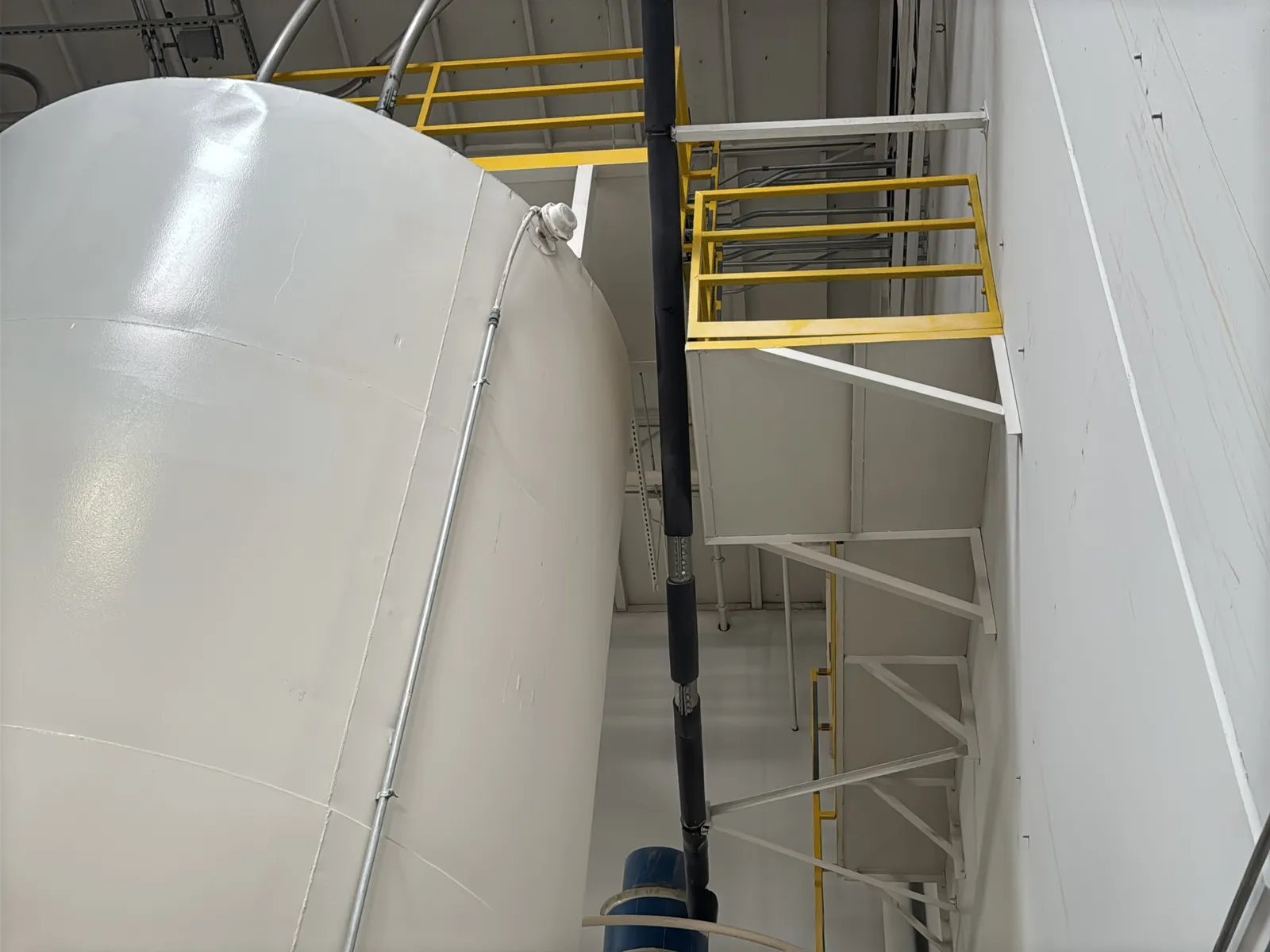 (1) Steel Silo, photo 14 of 15