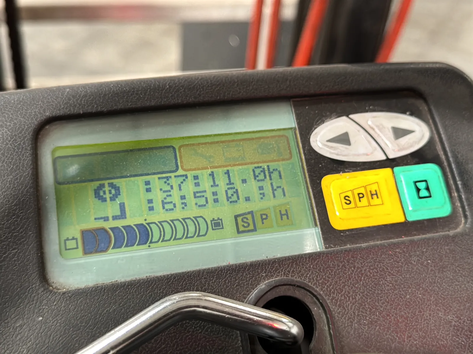 Toyota 7FBCU15 3,000lb Capacity Electric Forklift With Cascade Bale Clamp, photo 19 of 55