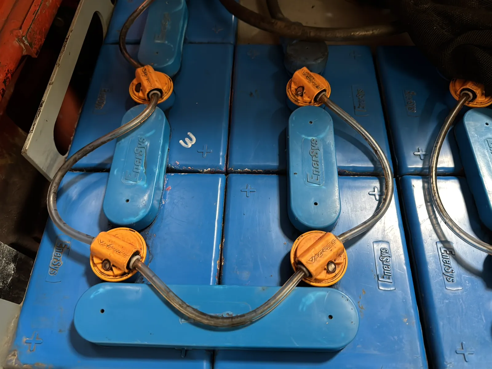 Toyota 7FBCU15 3,000lb Capacity Electric Forklift With Cascade Bale Clamp, photo 26 of 55