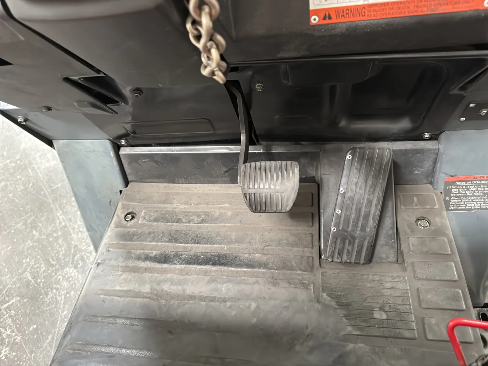 Toyota 7FBCU15 3,000lb Capacity Electric Forklift With Cascade Bale Clamp, photo 16 of 55