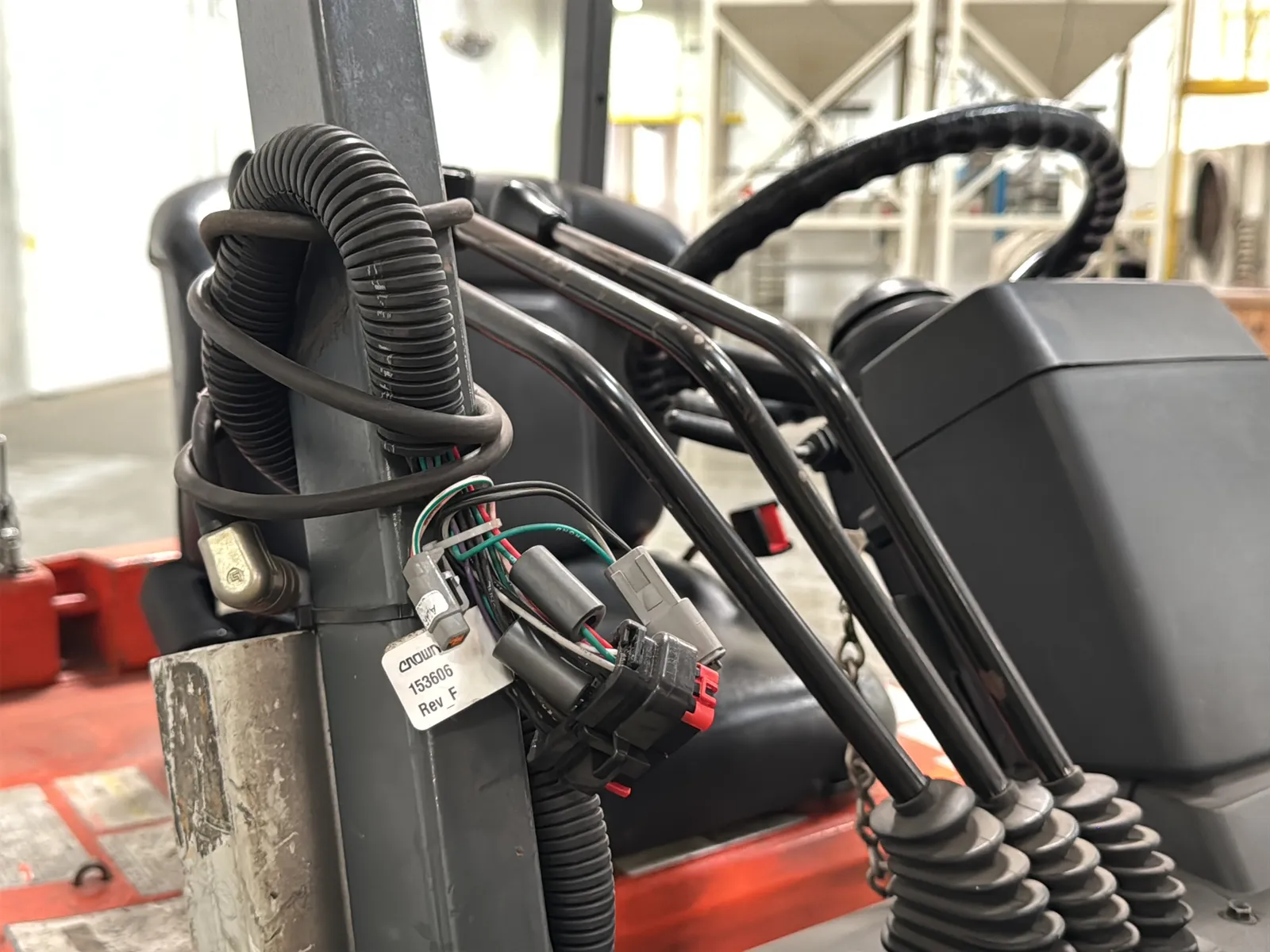 Toyota 7FBCU15 3,000lb Capacity Electric Forklift With Cascade Bale Clamp, photo 49 of 55
