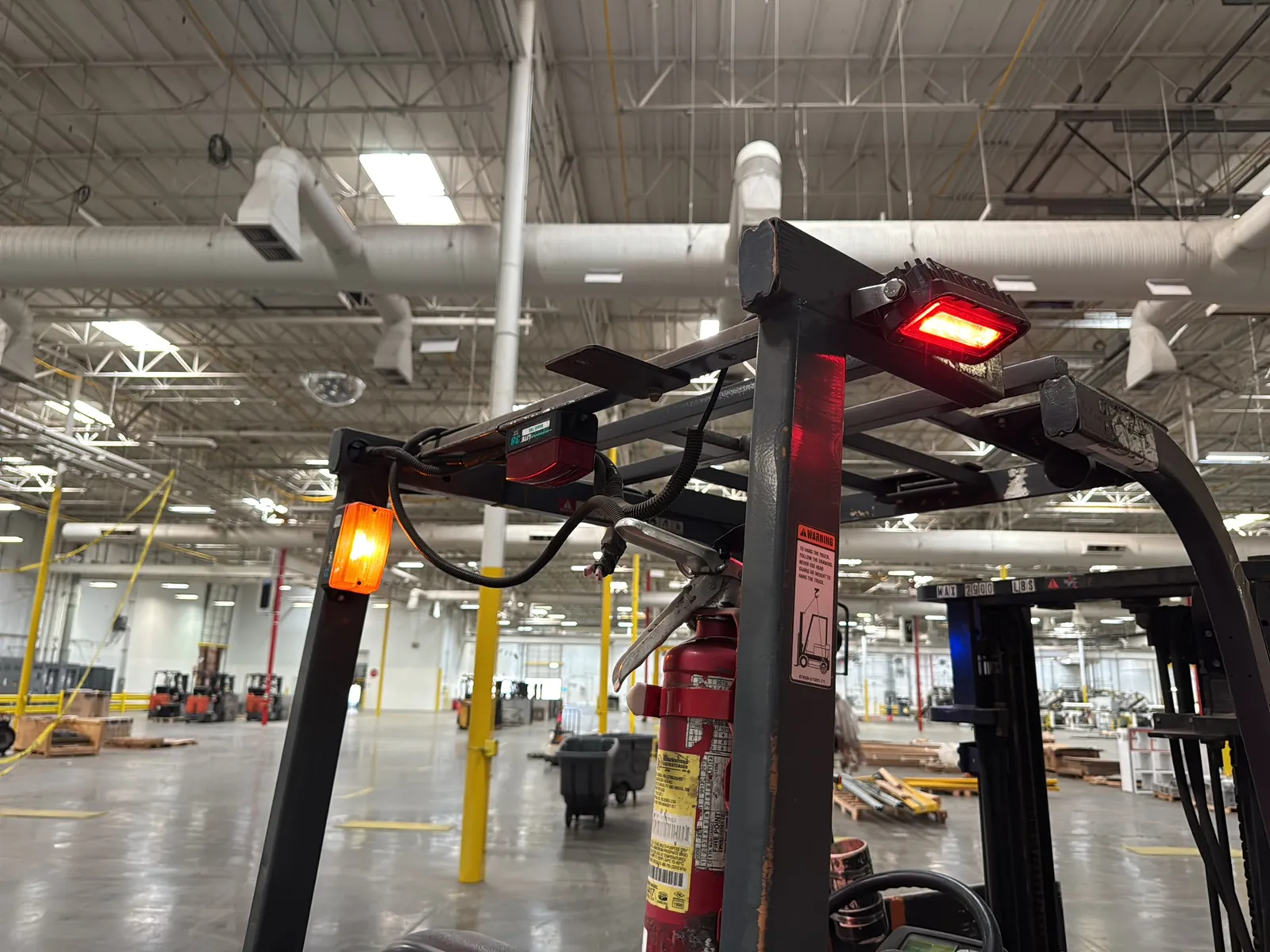 Toyota 7FBCU15 3,000lb Capacity Electric Forklift With Cascade Bale Clamp, photo 41 of 45