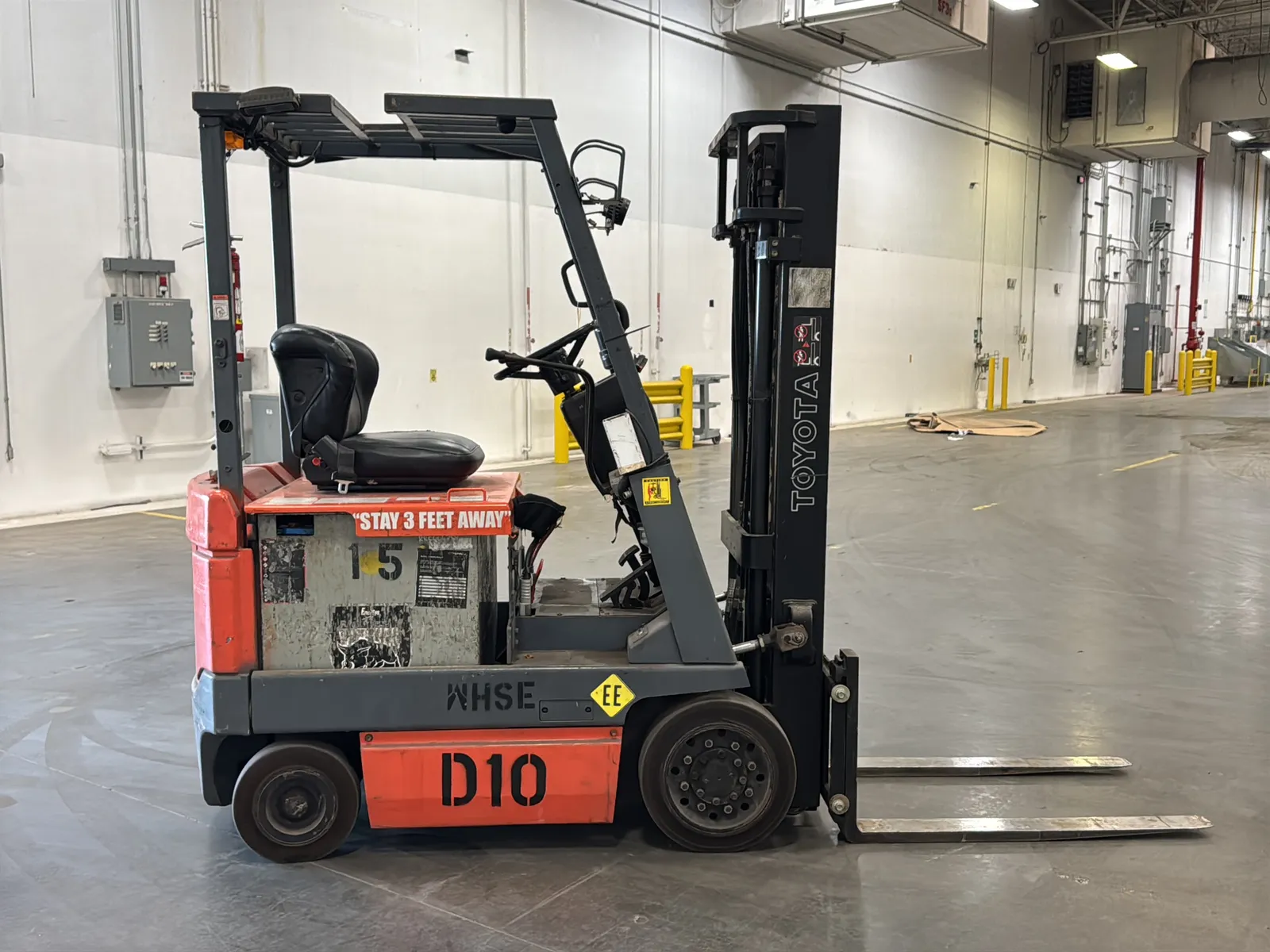 Toyota 5FBCU15 2,700lb Capacity Electric Forklift, photo 6 of 51