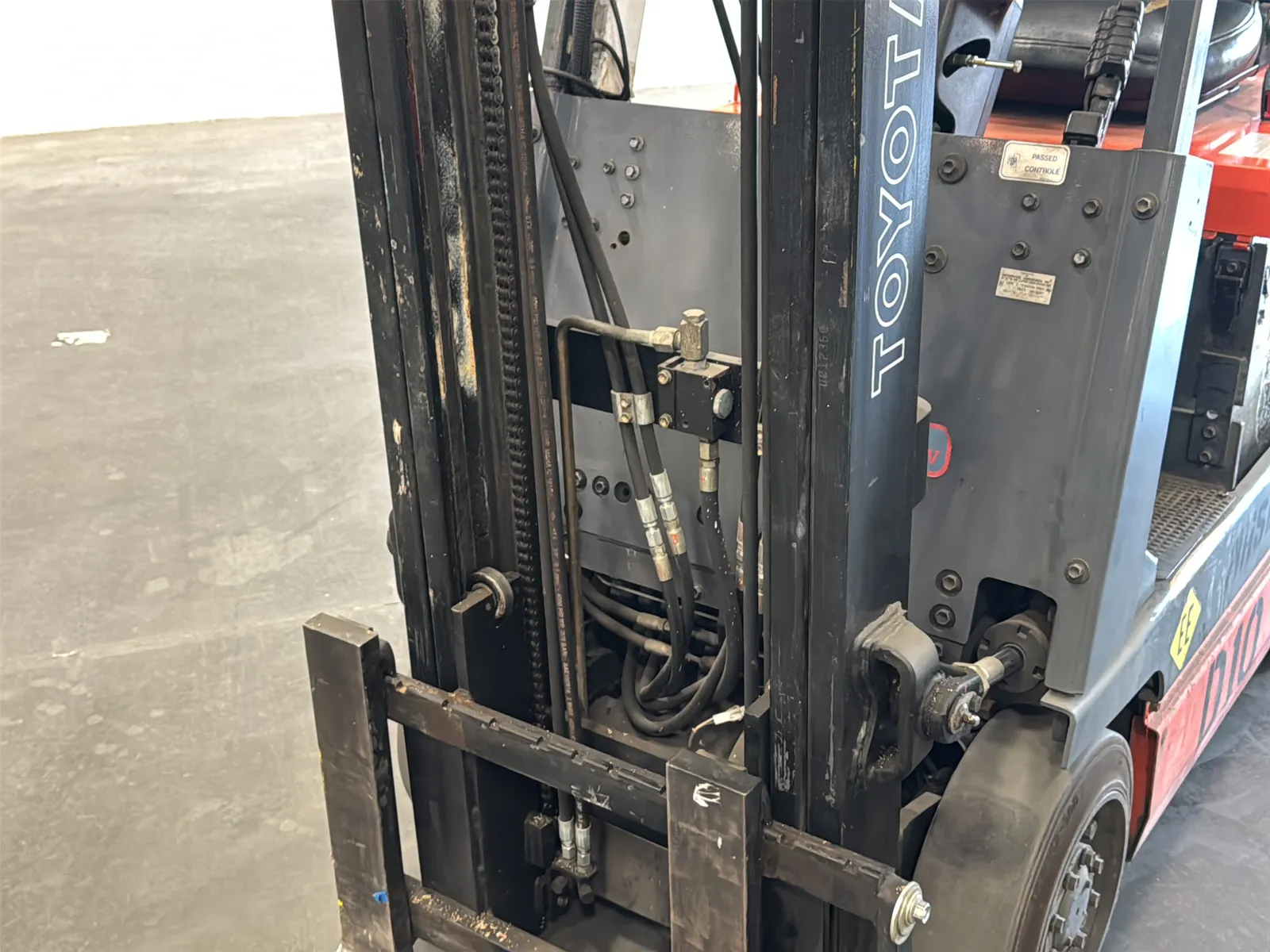 Toyota 5FBCU15 2,700lb Capacity Electric Forklift, photo 9 of 51