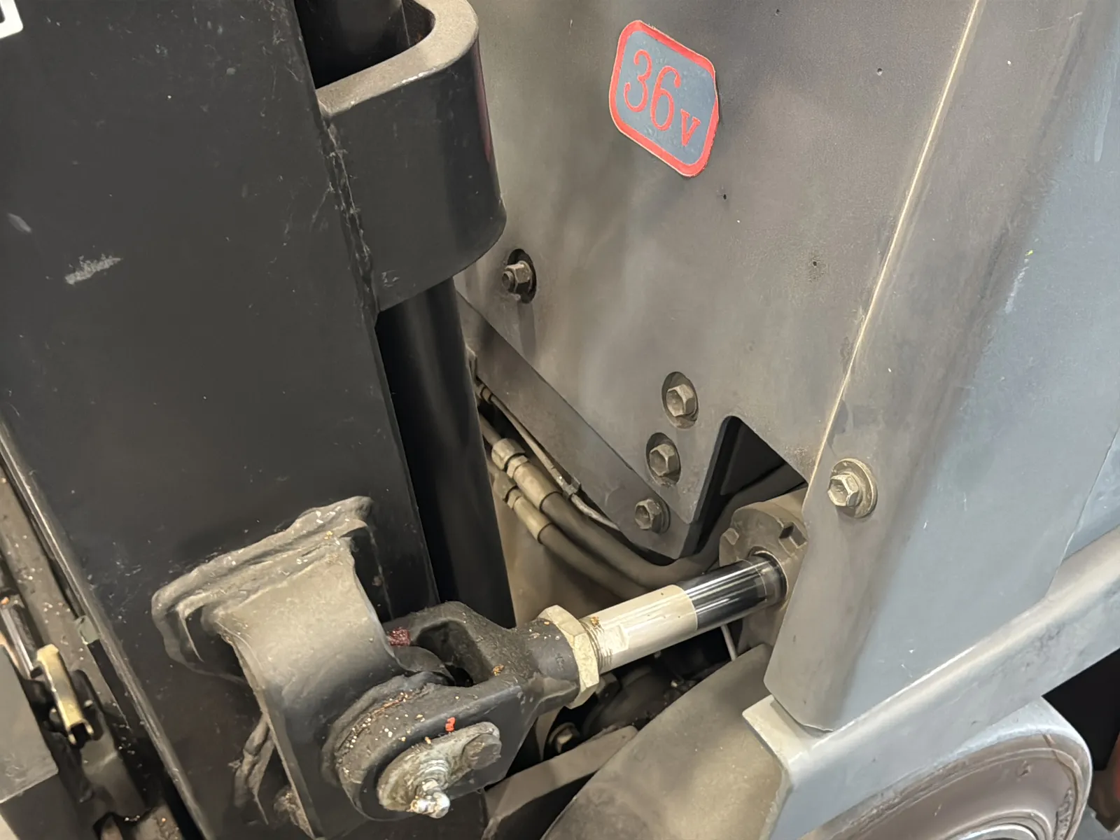 Toyota 5FBCU15 2,700lb Capacity Electric Forklift, photo 38 of 51