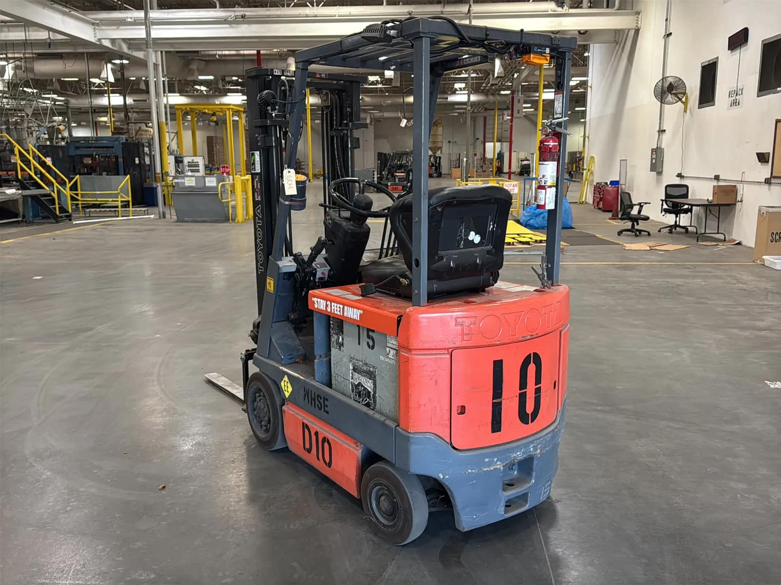 Toyota 5FBCU15 2,700lb Capacity Electric Forklift, photo 4 of 51
