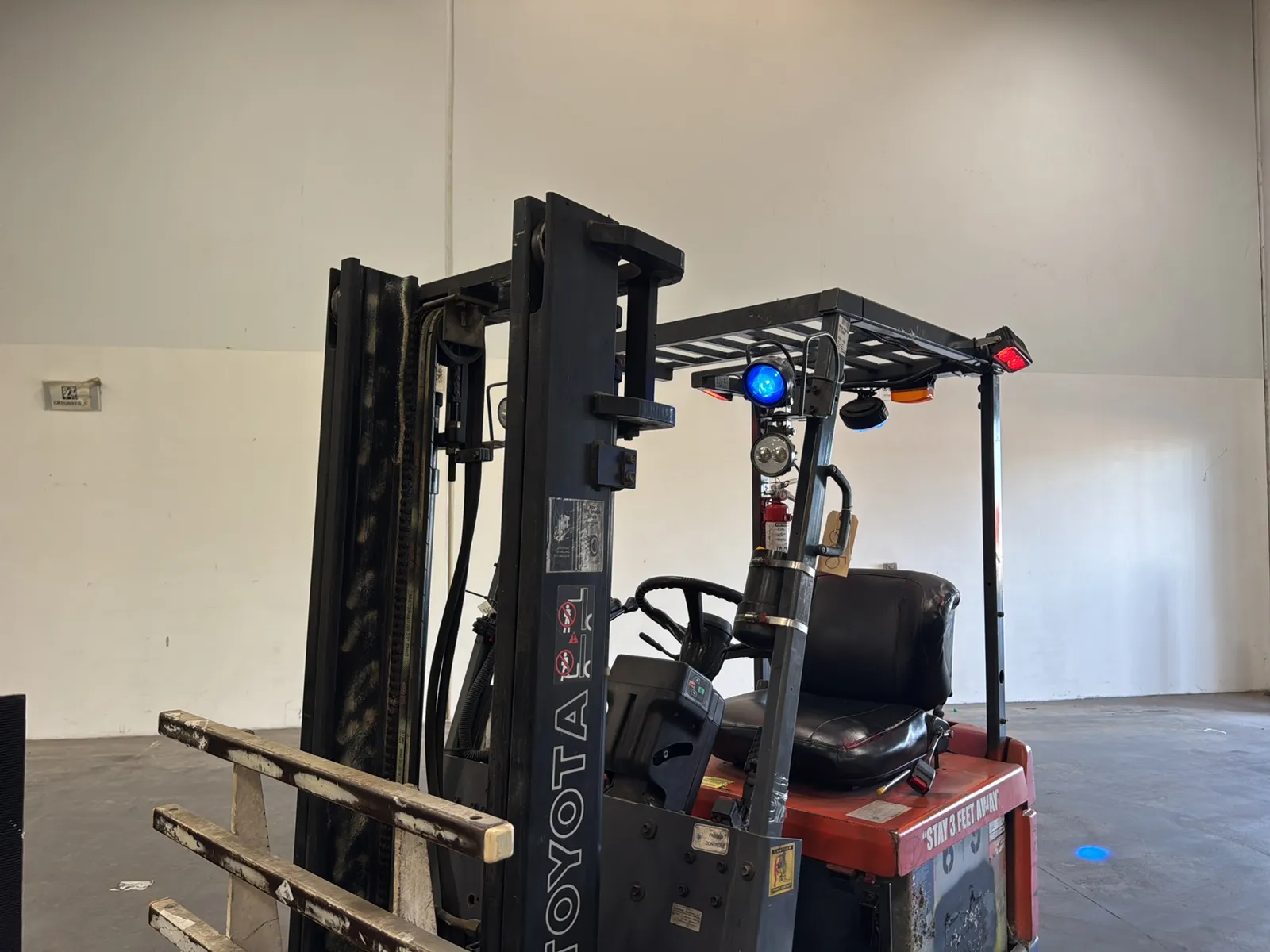 Toyota 5FBCU15 2,700lb Capacity Electric Forklift With Cascade Bale Clamp, photo 44 of 49