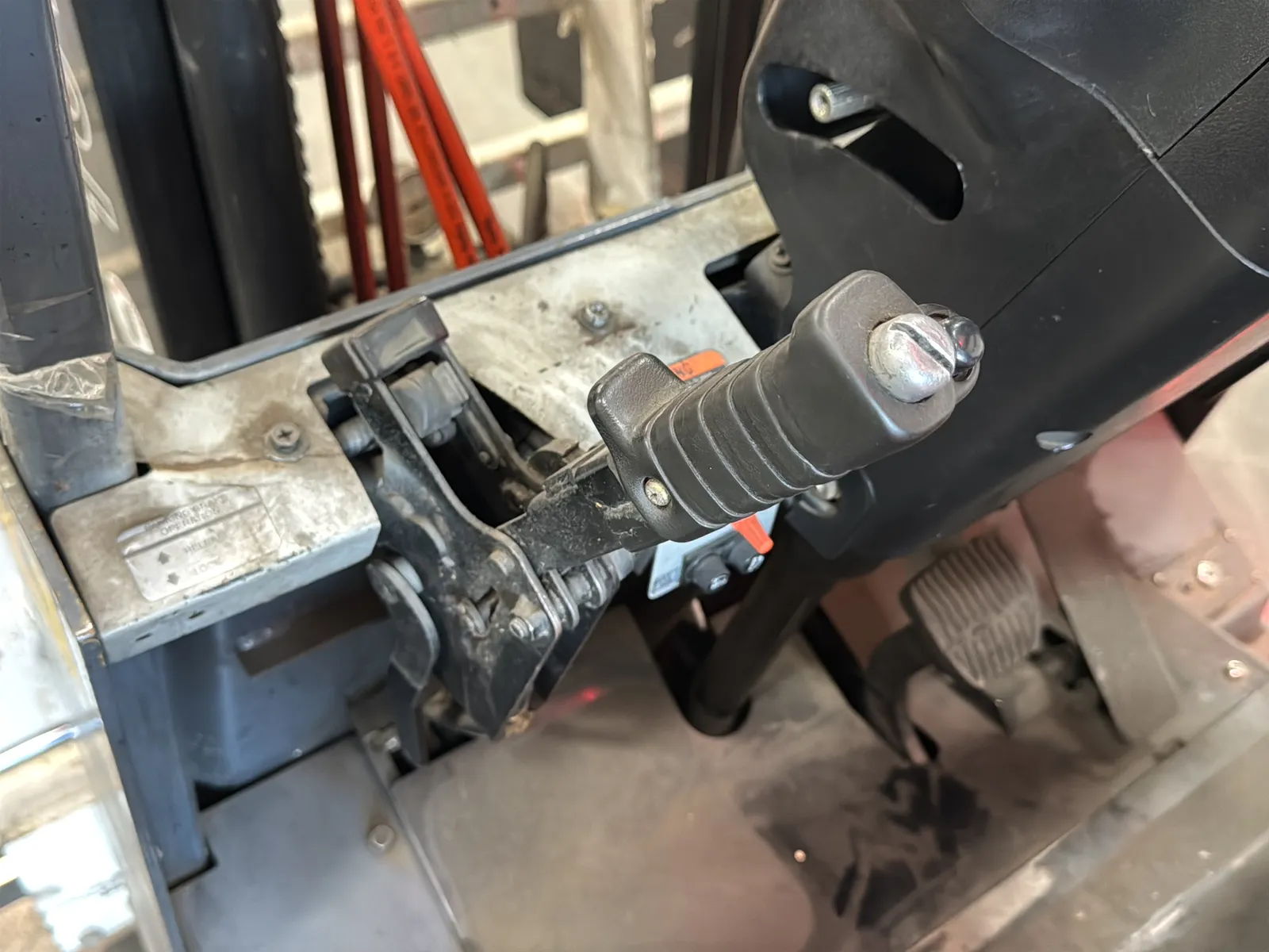Toyota 5FBCU15 2,700lb Capacity Electric Forklift With Cascade Bale Clamp, photo 20 of 49