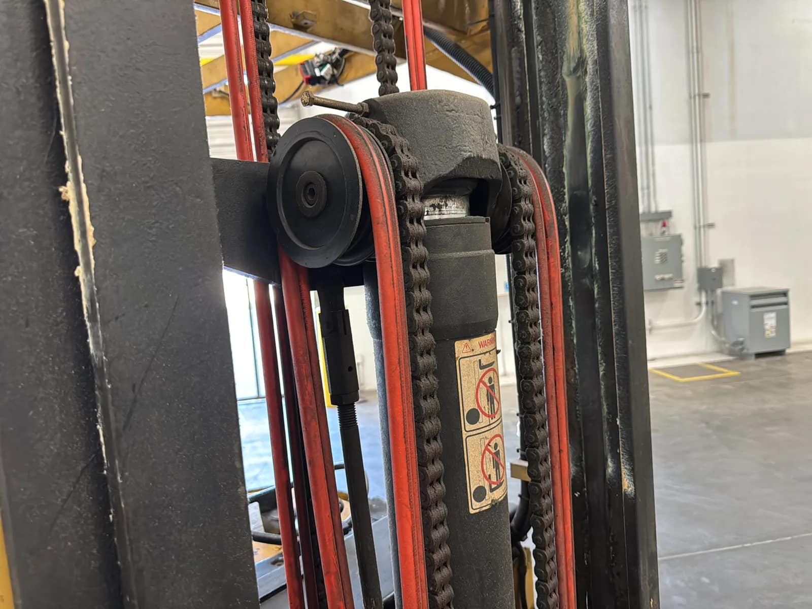Yale 2,250lb Capacity Electric Standing Forklift, photo 38 of 43
