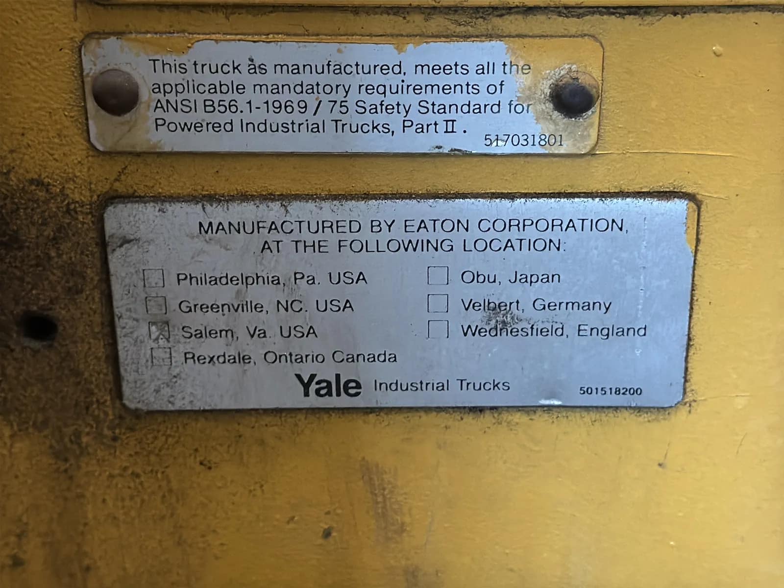 Yale 2,250lb Capacity Electric Standing Forklift, photo 28 of 43