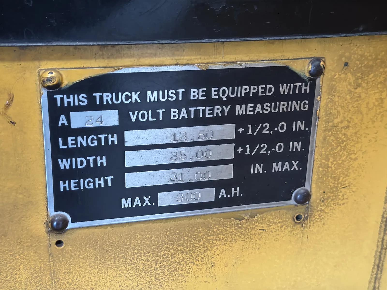 Yale 2,250lb Capacity Electric Standing Forklift, photo 25 of 43