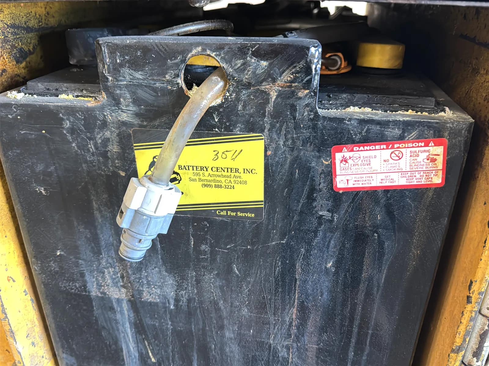 Yale 2,250lb Capacity Electric Standing Forklift, photo 23 of 43
