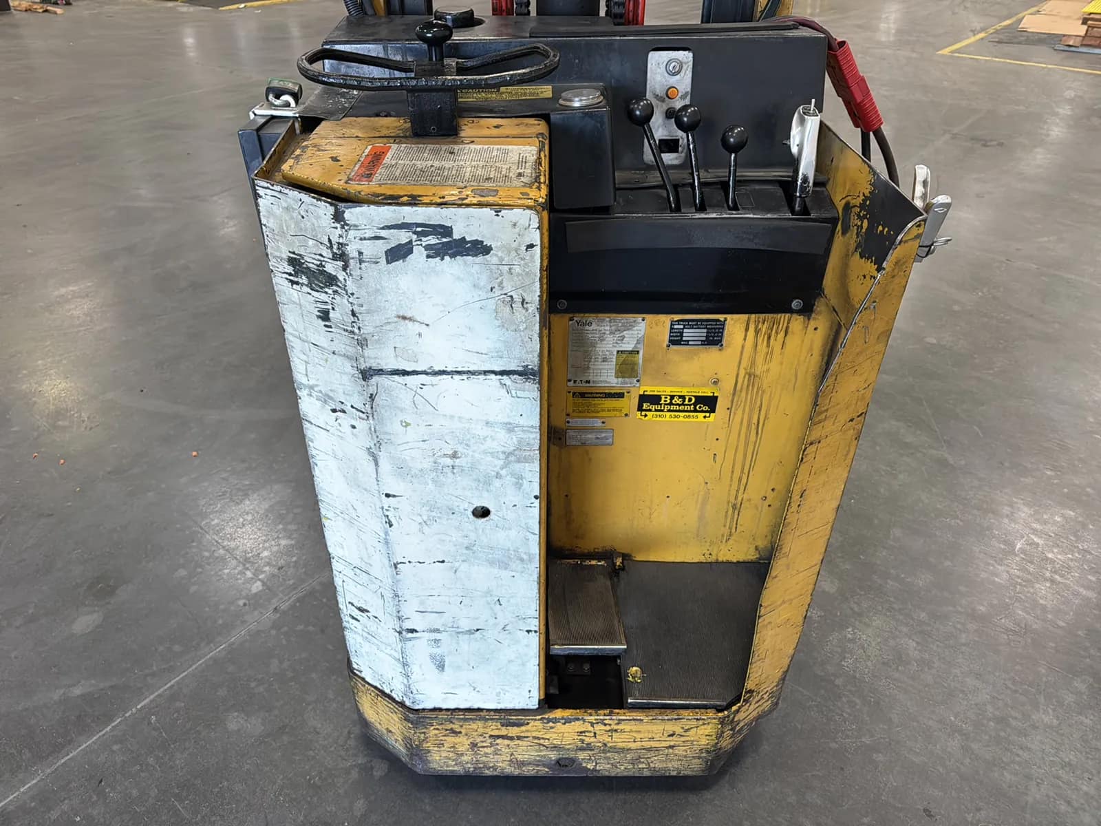 Yale 2,250lb Capacity Electric Standing Forklift, photo 12 of 43