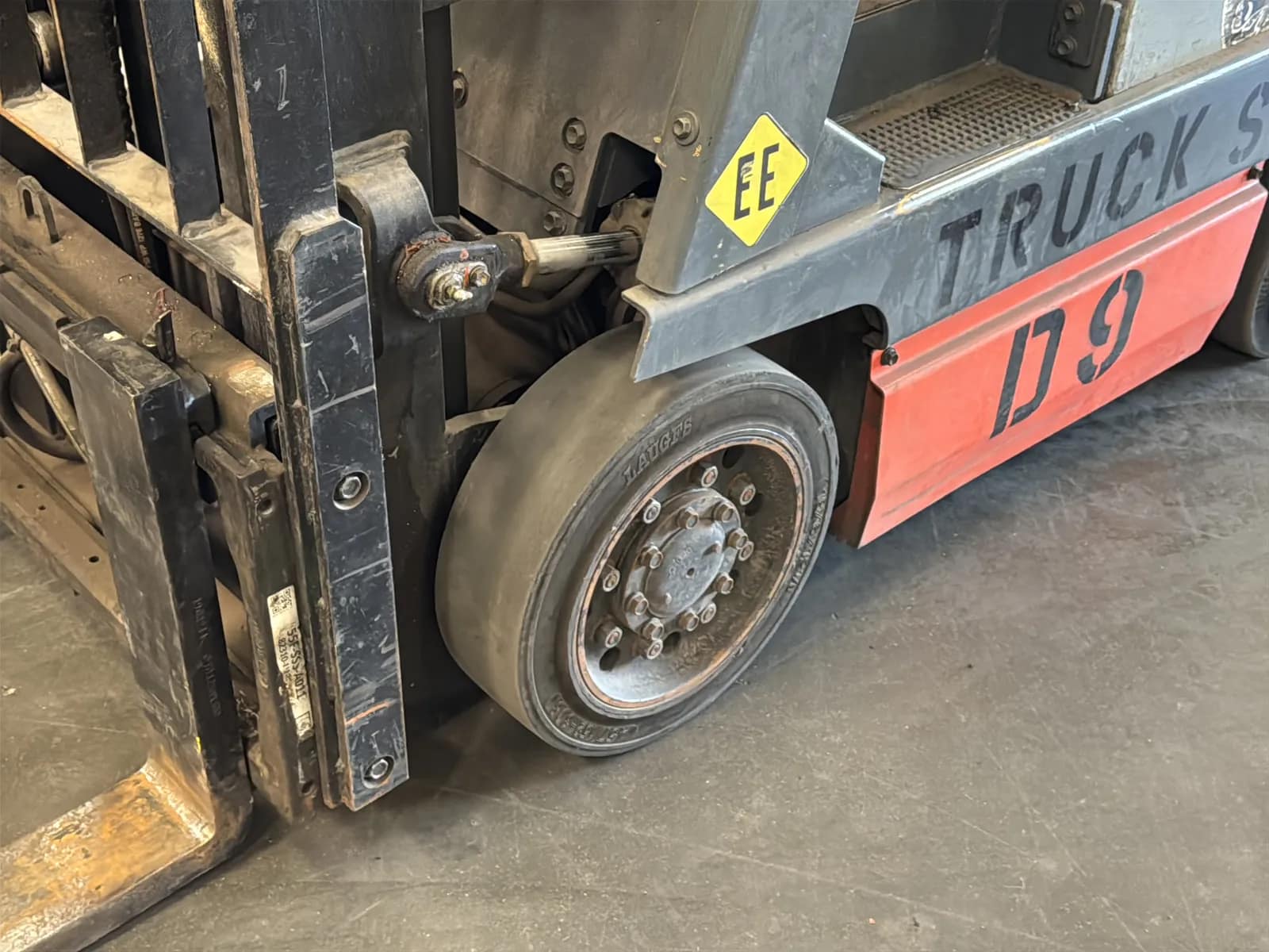 Toyota 5FBCU15 3,000lb Capacity Electric Forklift, photo 11 of 47