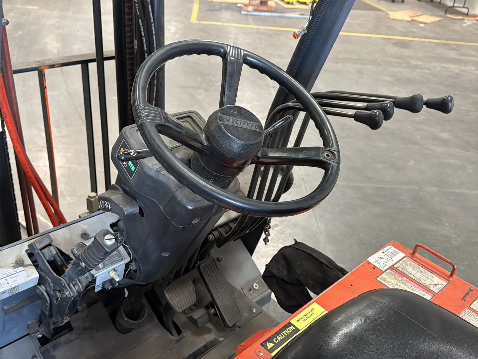 Toyota 5FBCU15 3,000lb Capacity Electric Forklift, photo 15 of 47