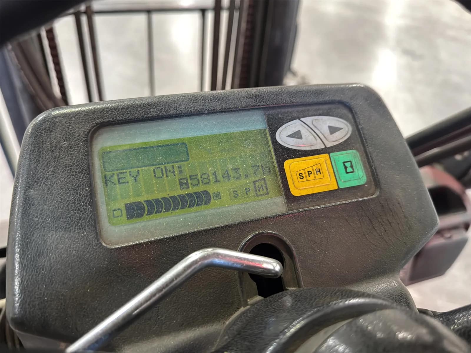 Toyota 5FBCU15 3,000lb Capacity Electric Forklift, photo 18 of 44
