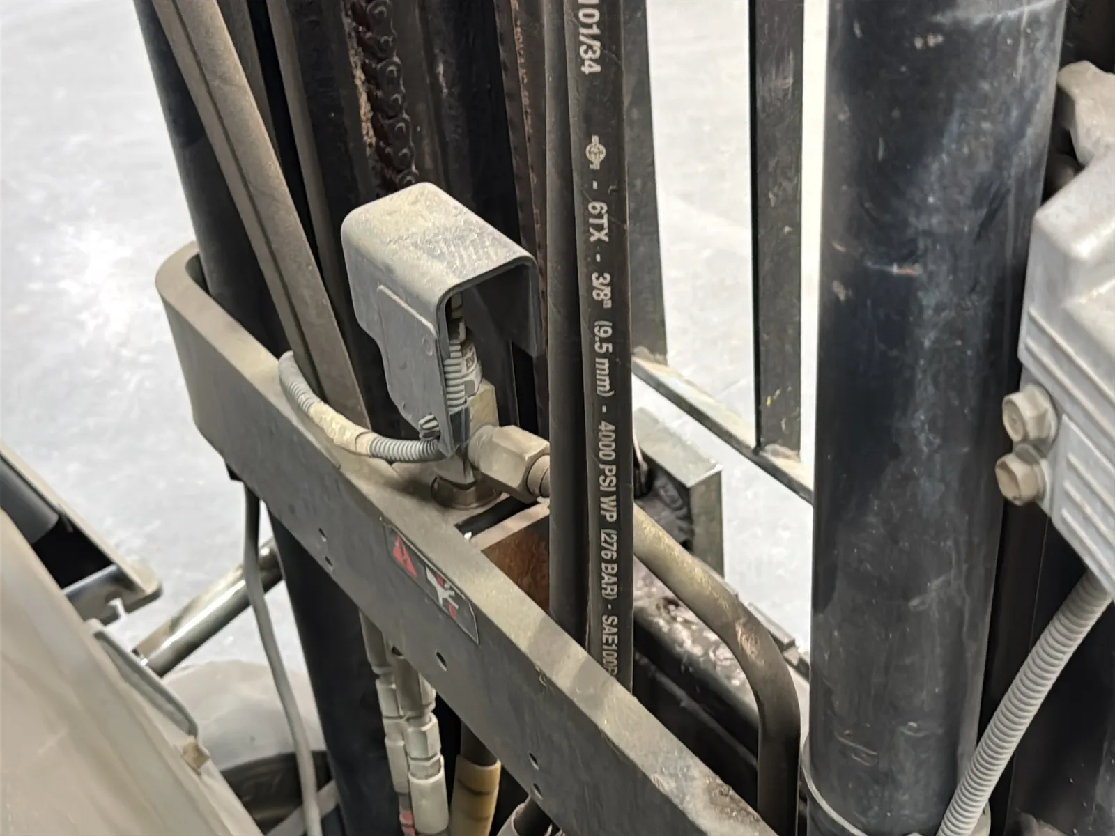 Toyota 5FBCU15 3,000lb Capacity Electric Forklift, photo 34 of 44