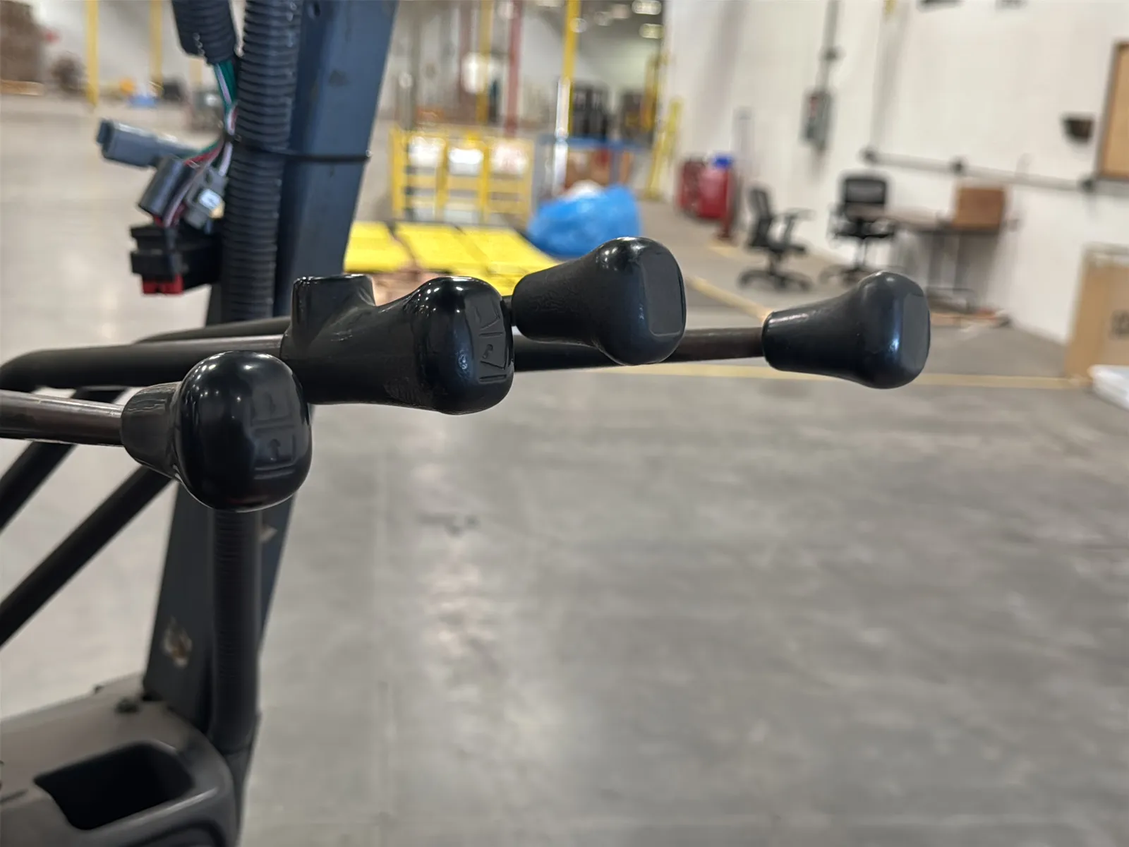 Toyota 5FBCU15 3,000lb Capacity Electric Forklift, photo 19 of 44