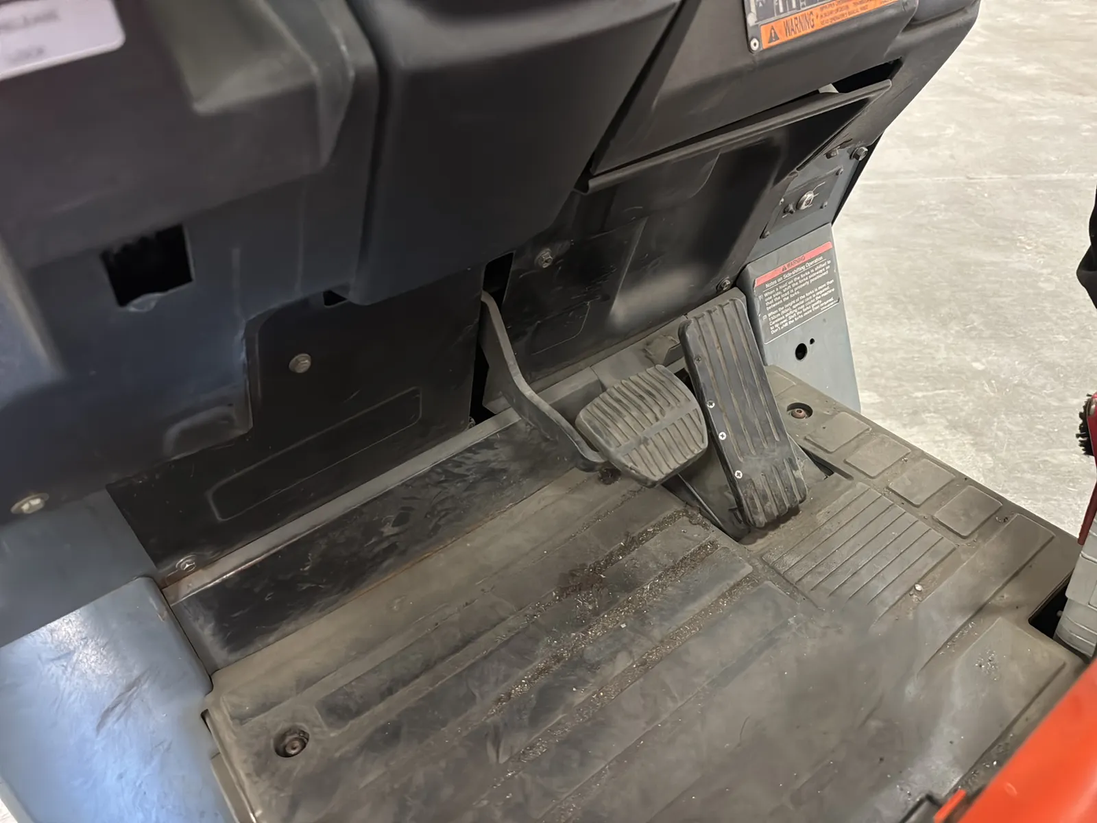 Toyota 5FBCU15 3,000lb Capacity Electric Forklift, photo 15 of 44