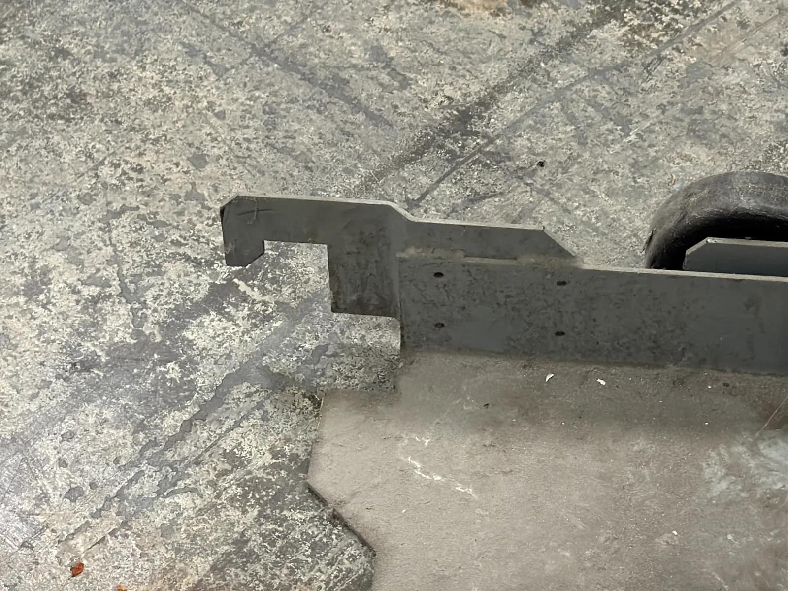 Square D 800lb Capacity Breaker Lift Truck, photo 13 of 15