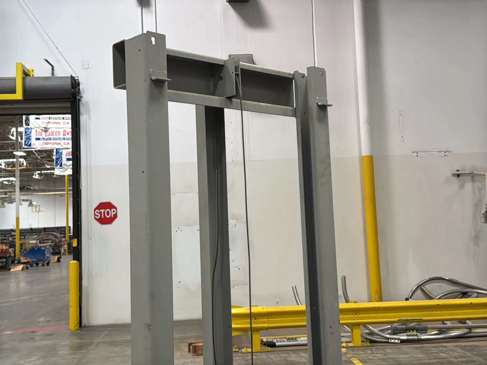 Square D 800lb Capacity Breaker Lift Truck, photo 4 of 15