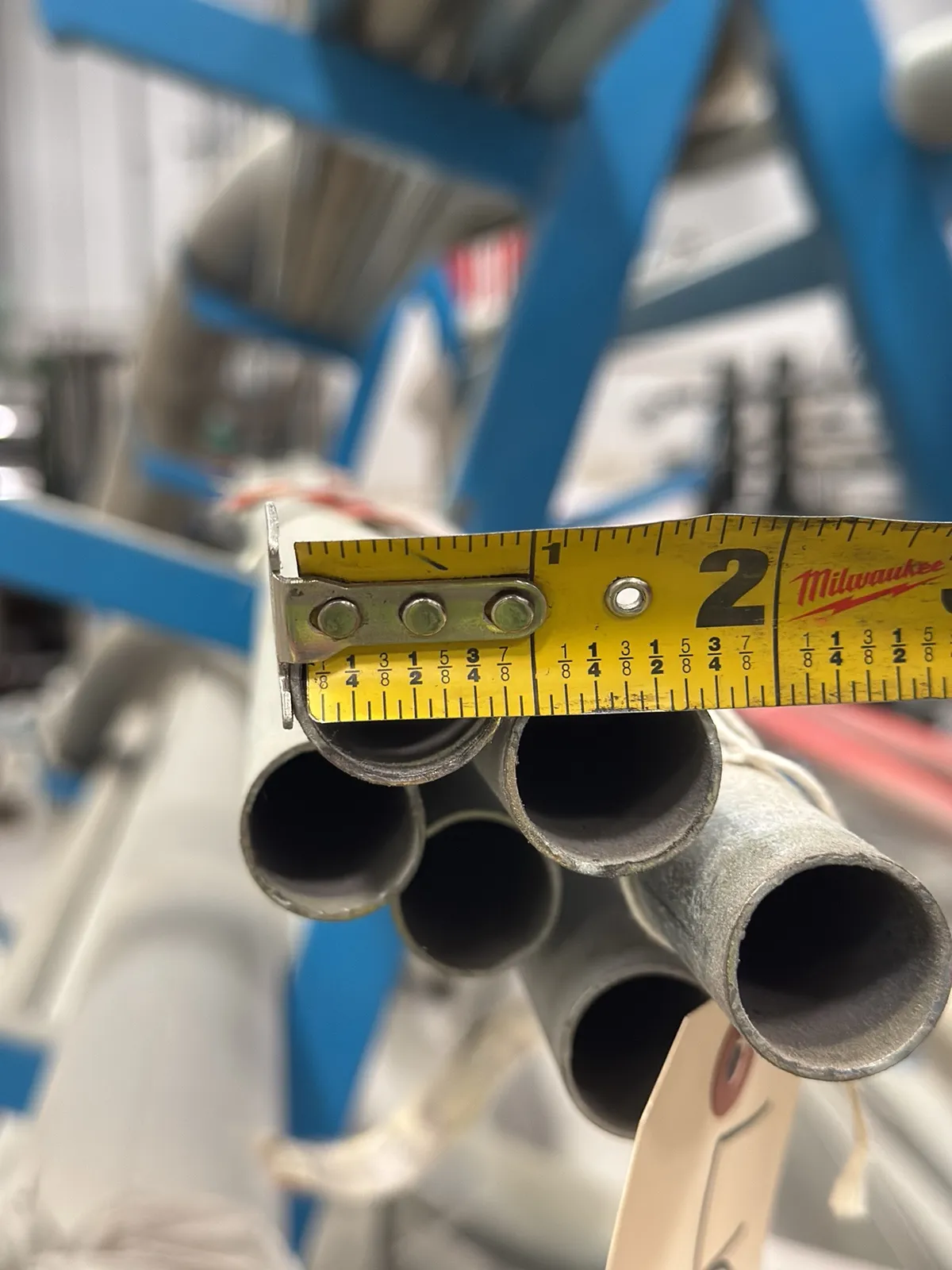 Contents Of Rack: Assorted Aluminum Tubing, photo 9 of 13