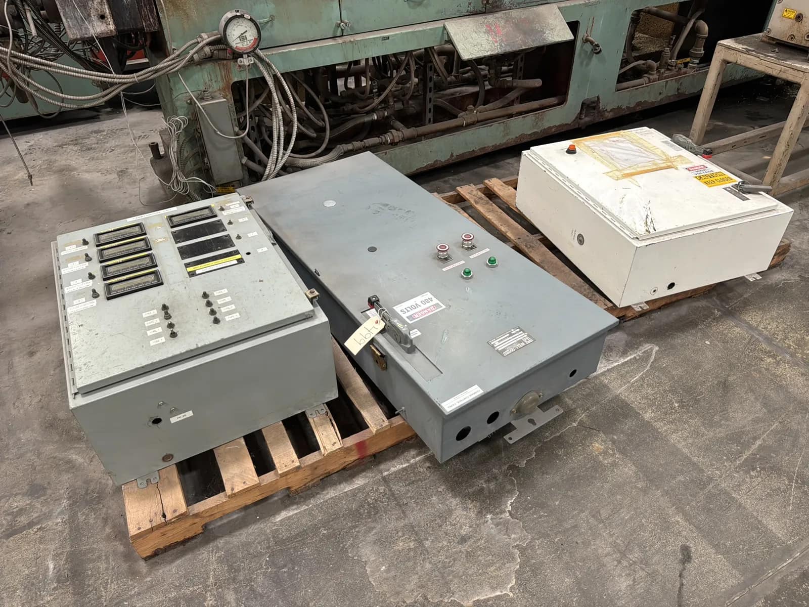 3-electrical-control-panels-a260ae