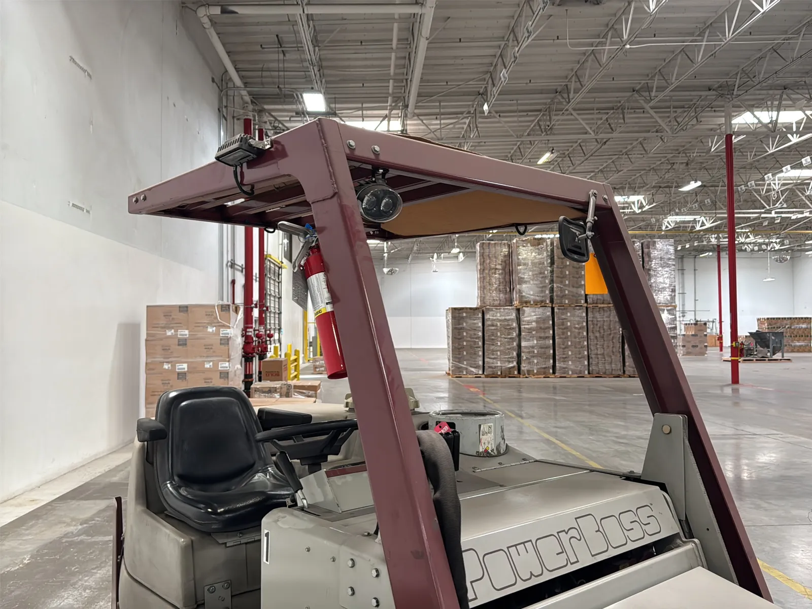 Minuteman Power Boss TSS/88 Floor Sweeper, photo 8 of 46
