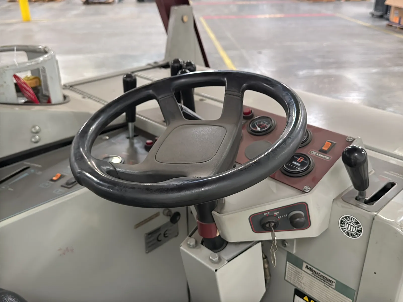 Minuteman Power Boss TSS/88 Floor Sweeper, photo 15 of 46