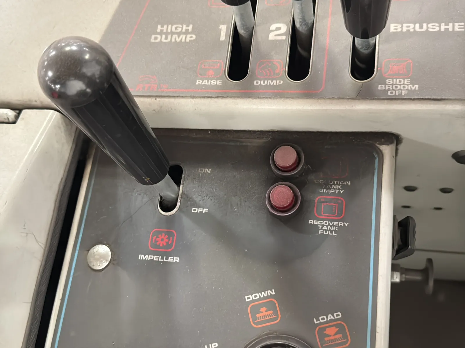Minuteman Power Boss TSS/88 Floor Sweeper, photo 20 of 46