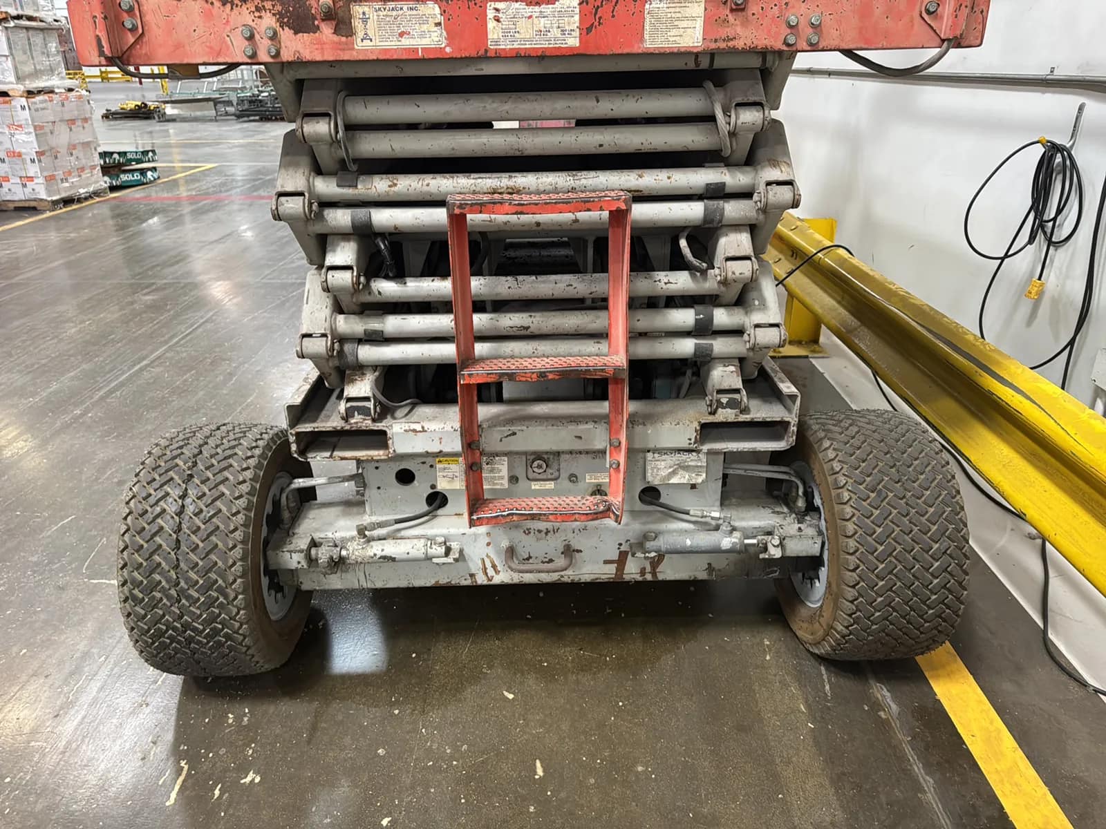 SkyJack SJIII6832 Electric Scissor Lift (Not Running), photo 30 of 52